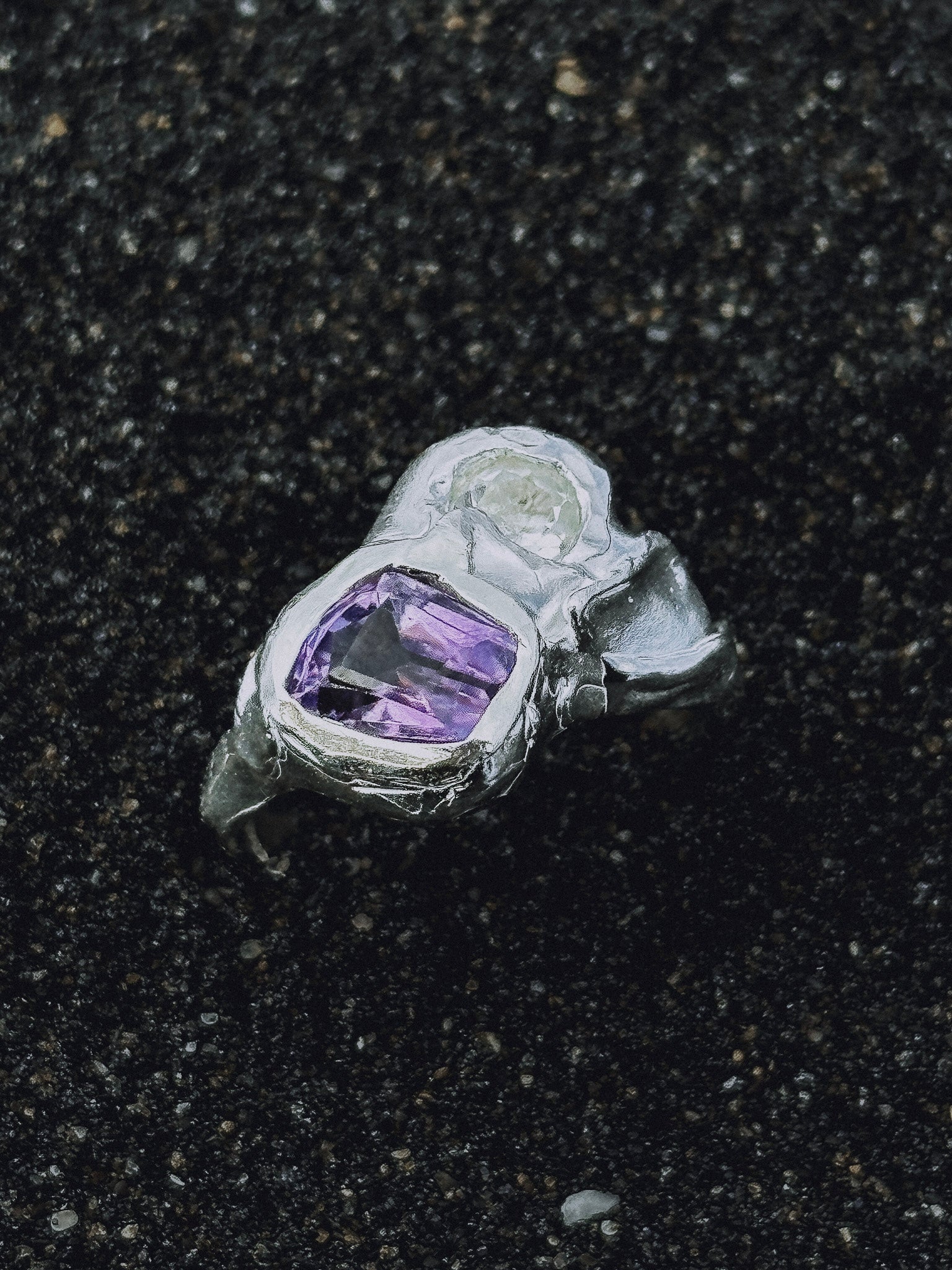 RING N°228