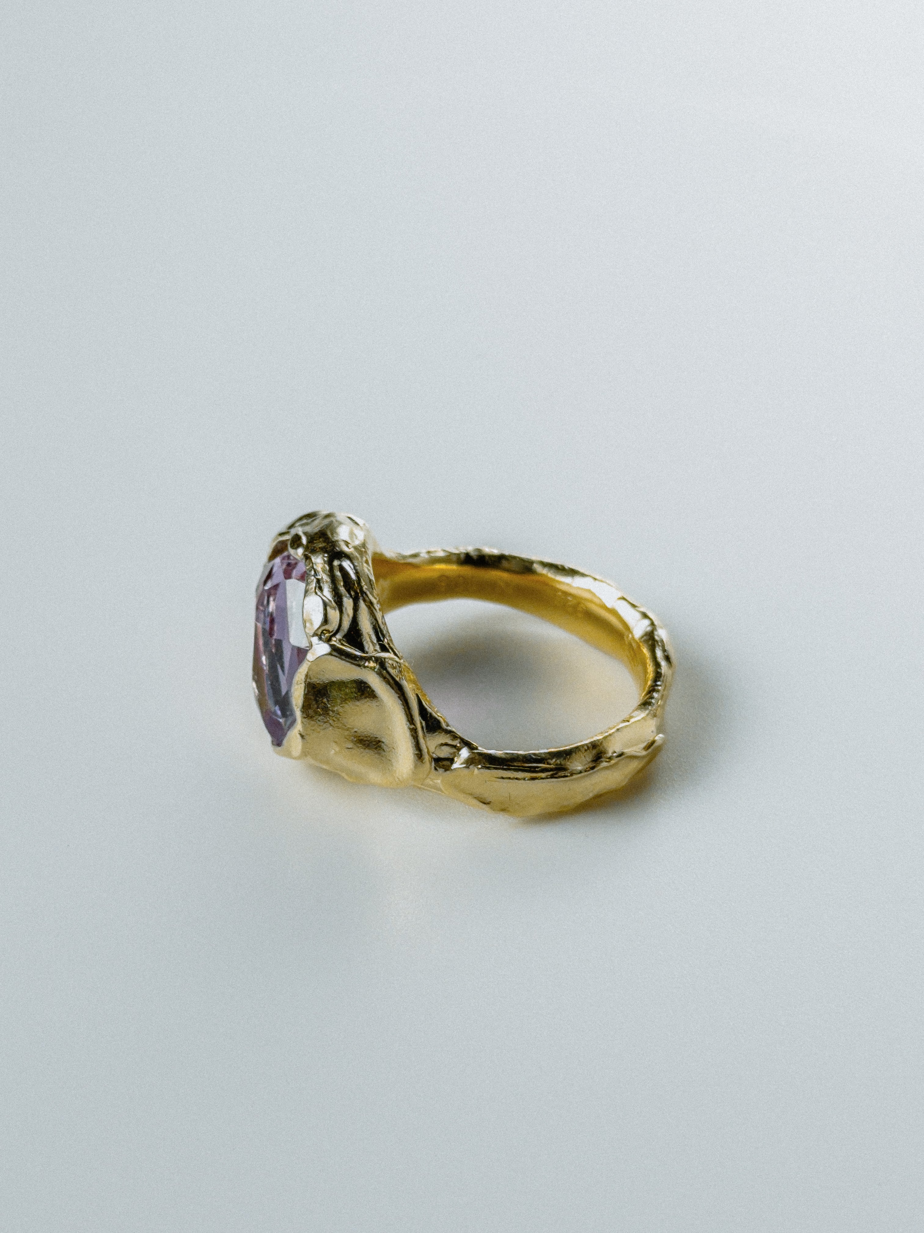 Gold Amethyst N°108 🄼