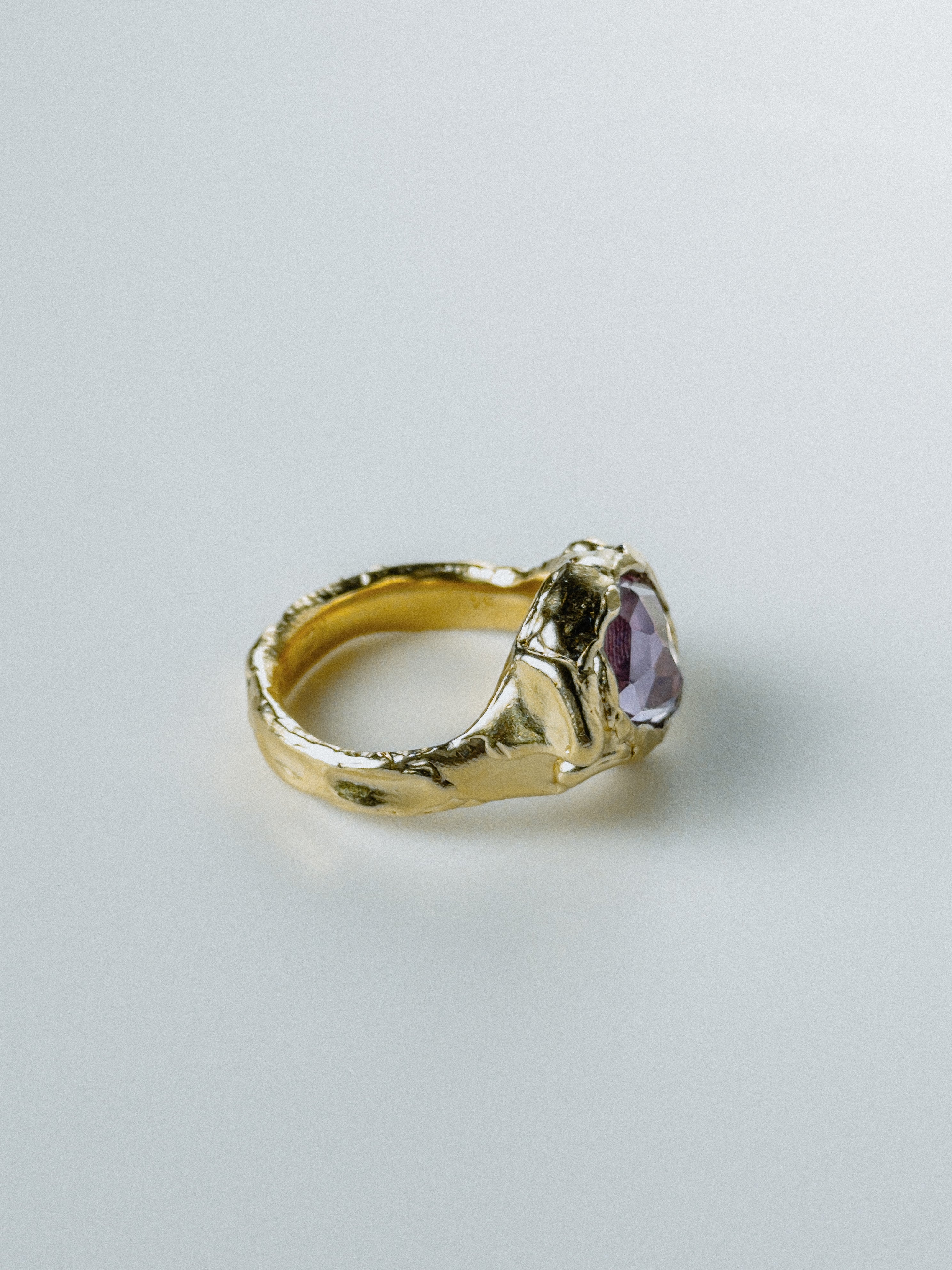 Gold Amethyst N°108 🄼