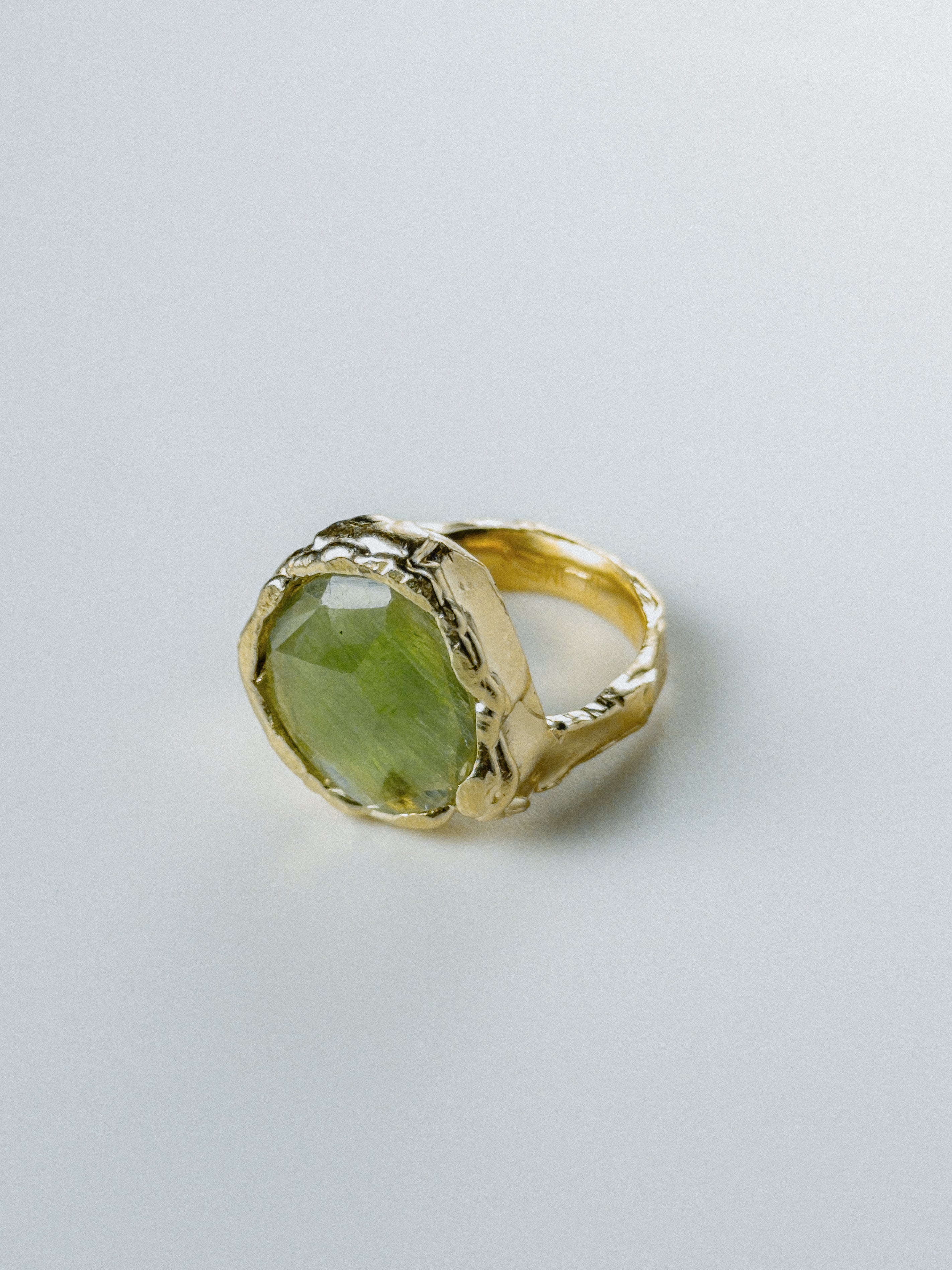 Gold Green Sapphire N°114 🄼