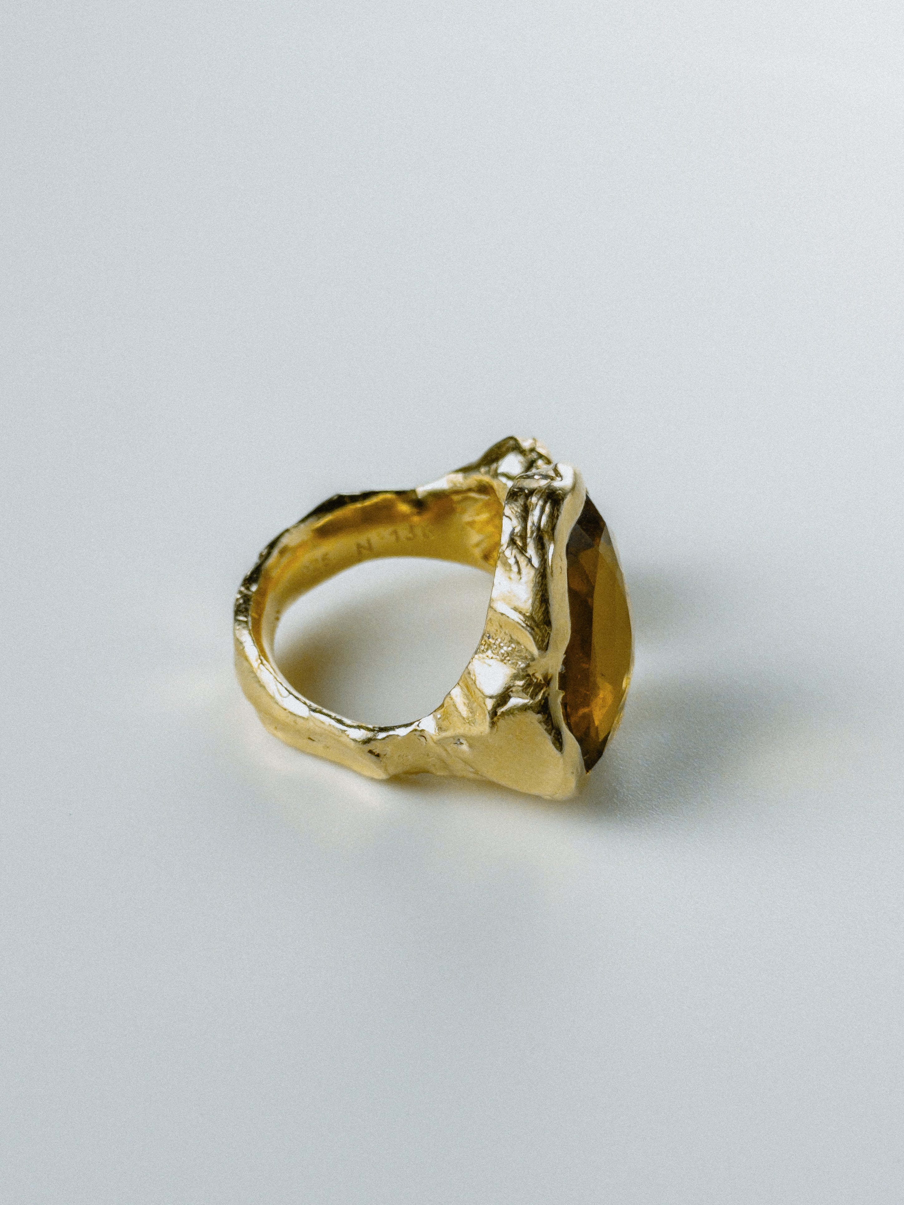 Gold Citrine N°136 🄻