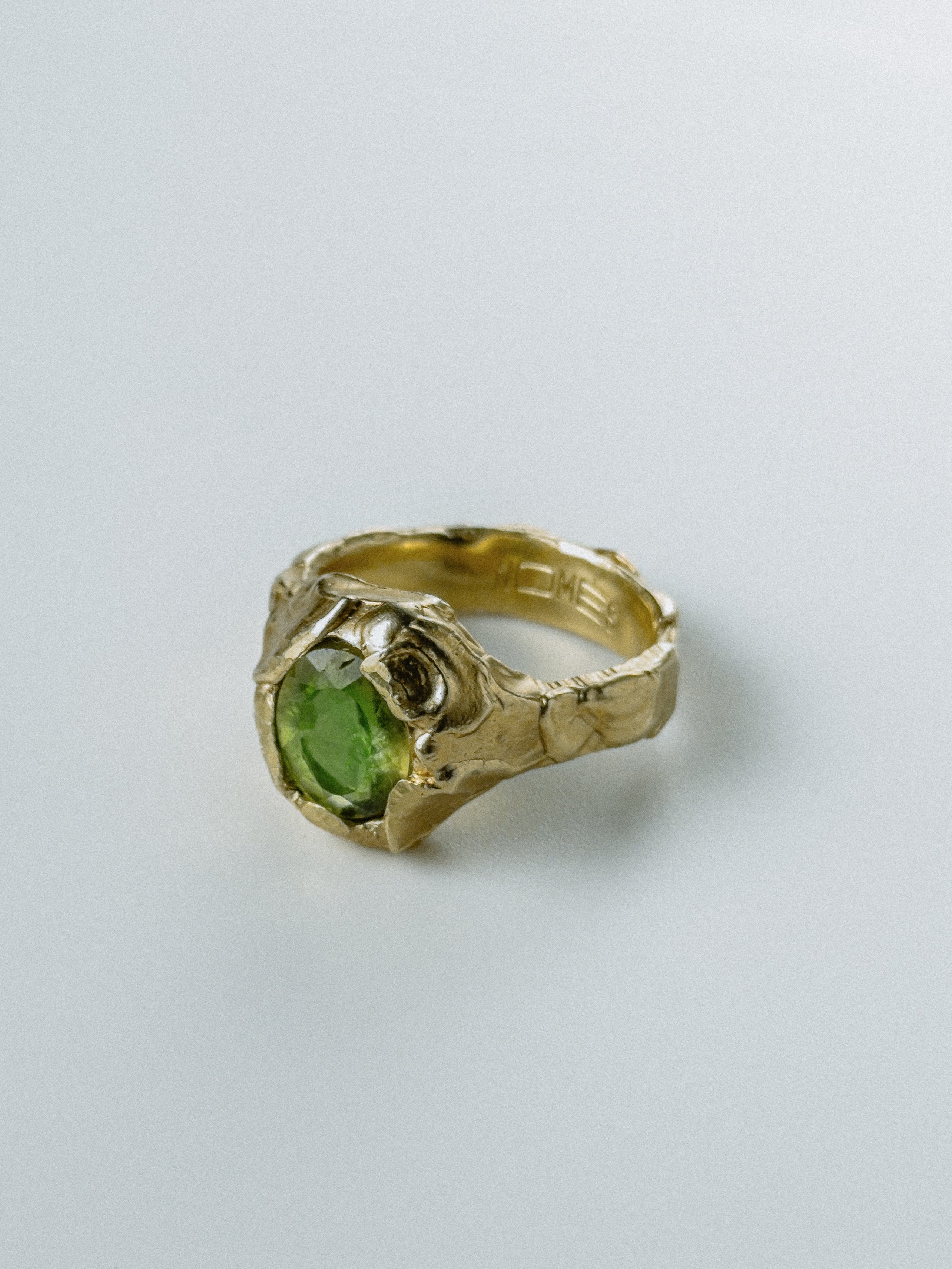 Gold Peridot N°99 🄼