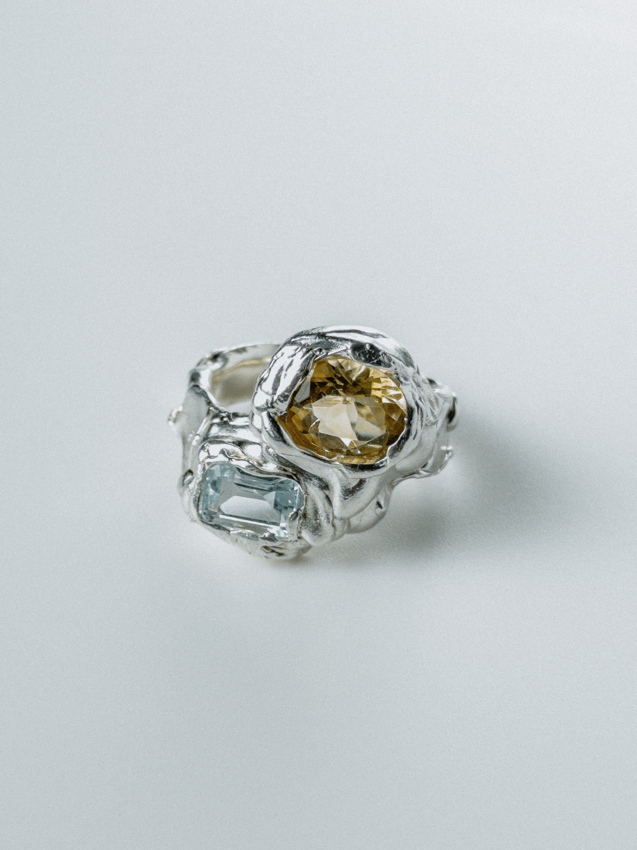 Silver Citrine N°148 🄻