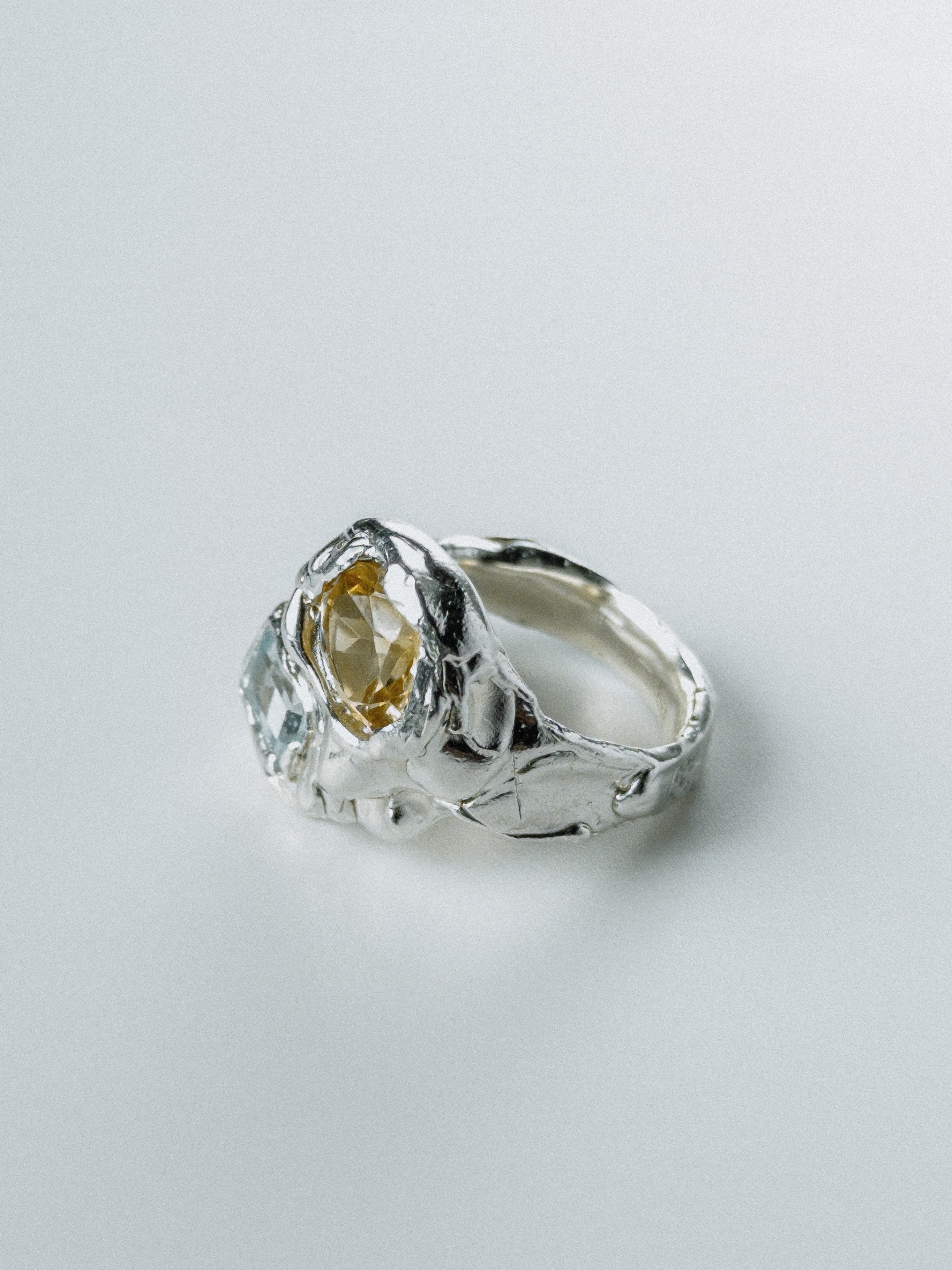 Silver Citrine N°148 🄻