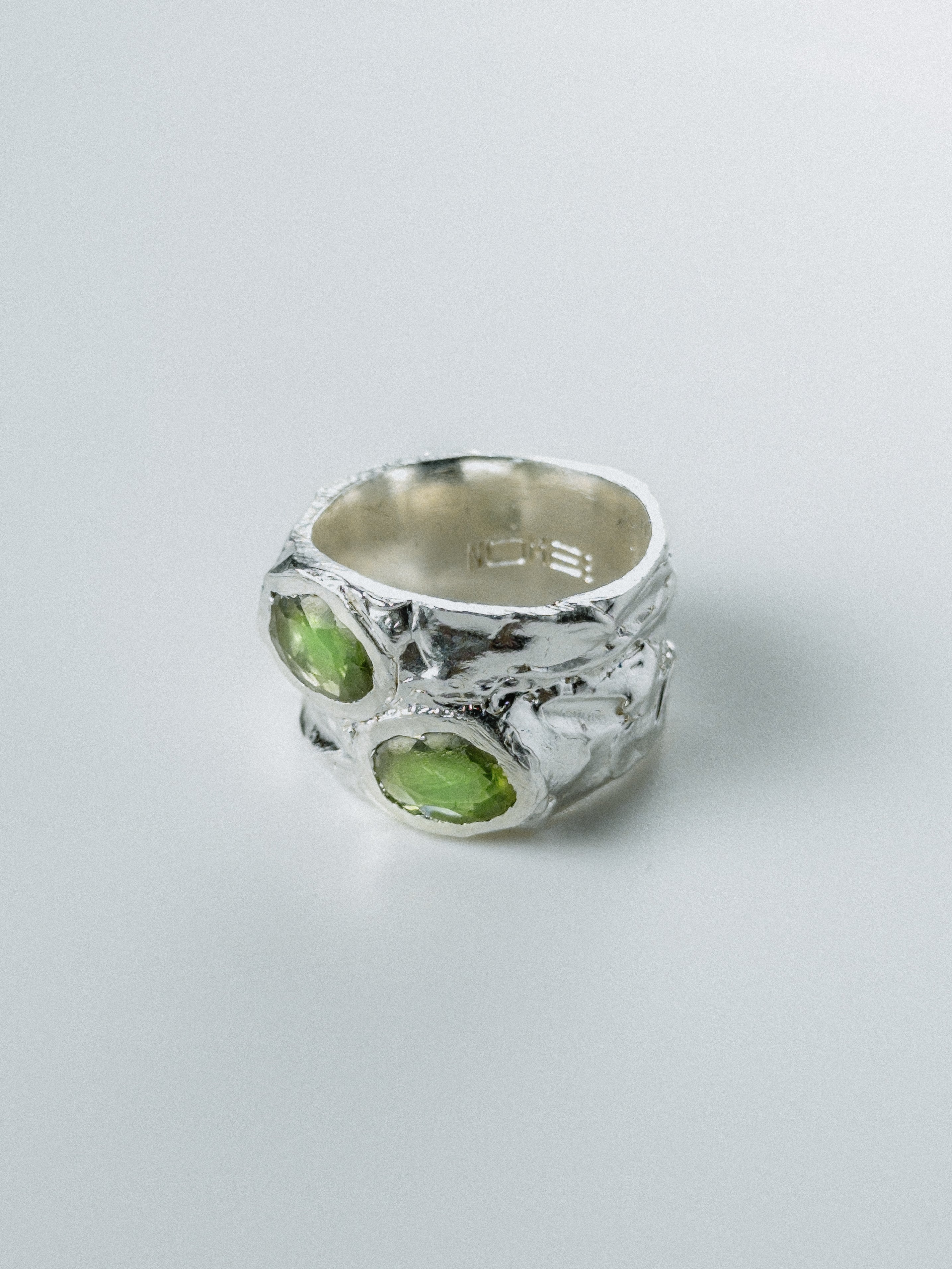 Silver Peridot N°97 🄻