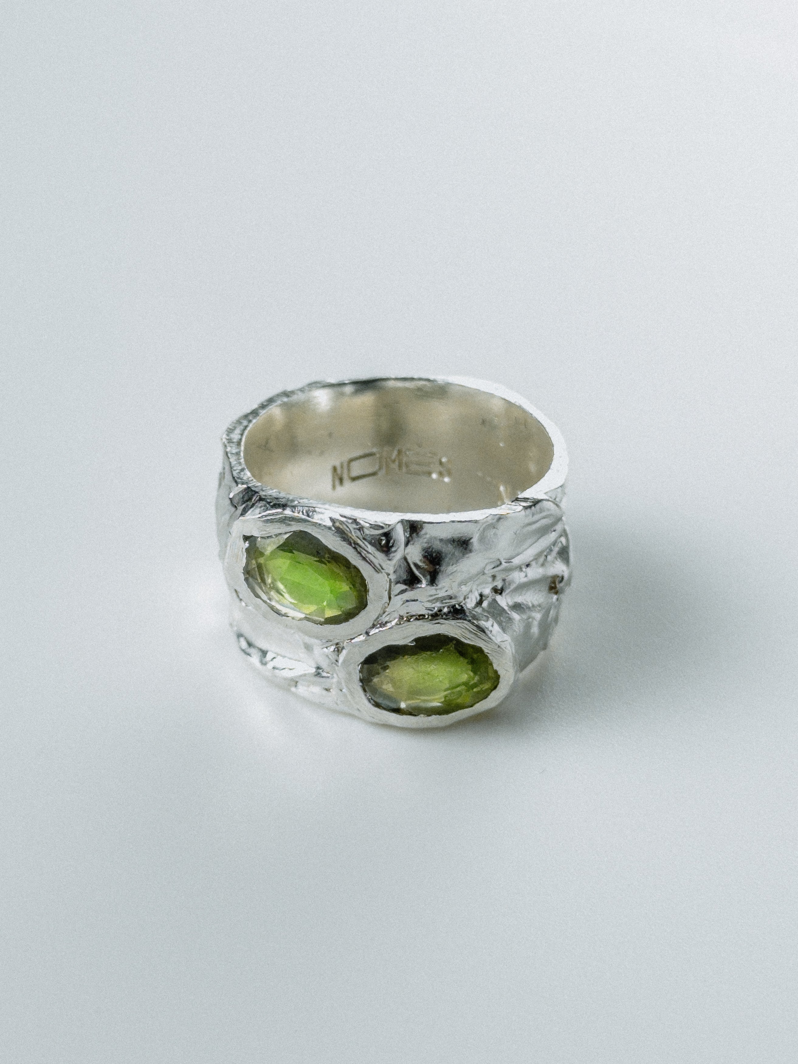 Silver Peridot N°97 🄻