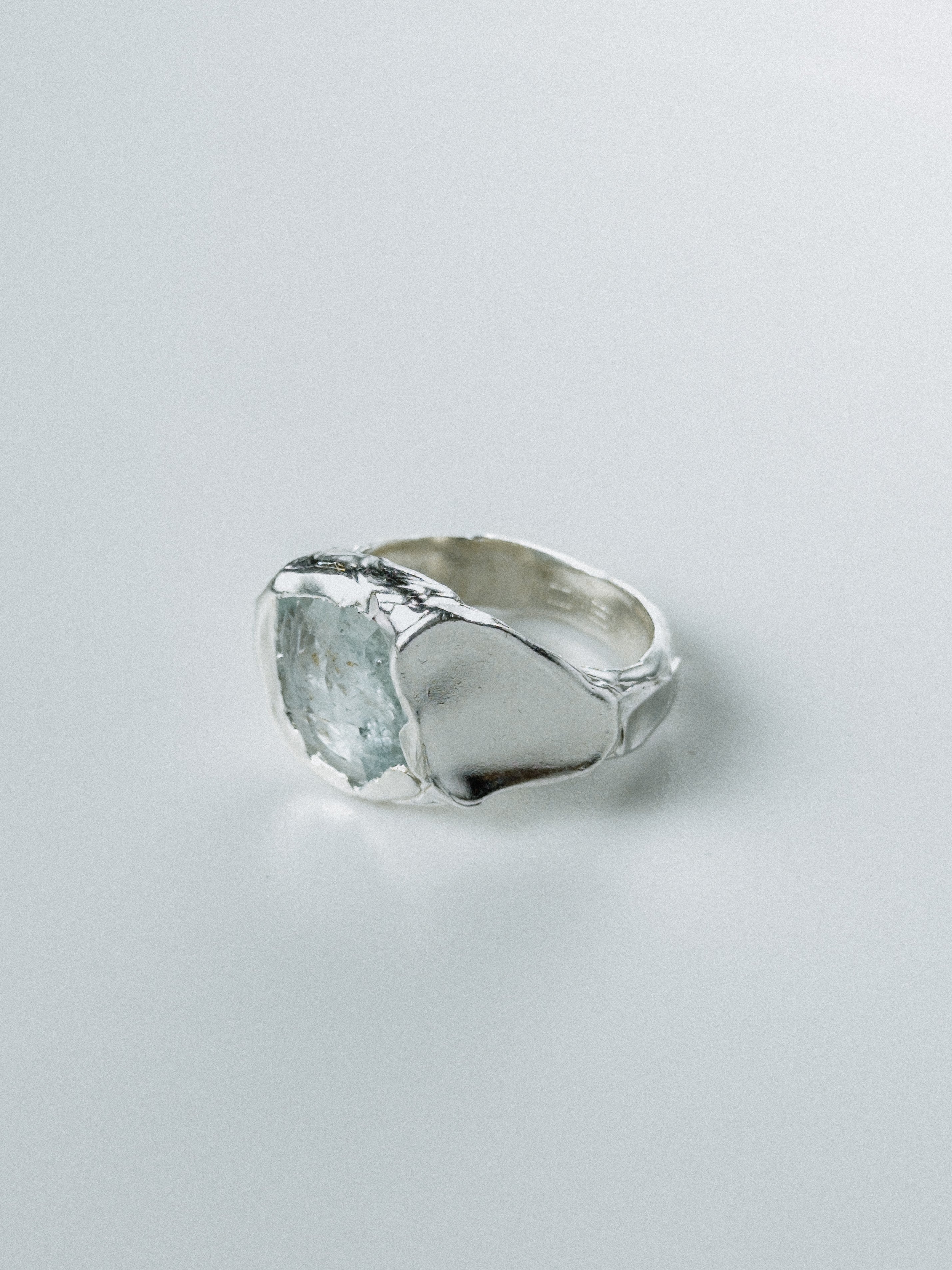 Silver Aquamarine N°106 🄼