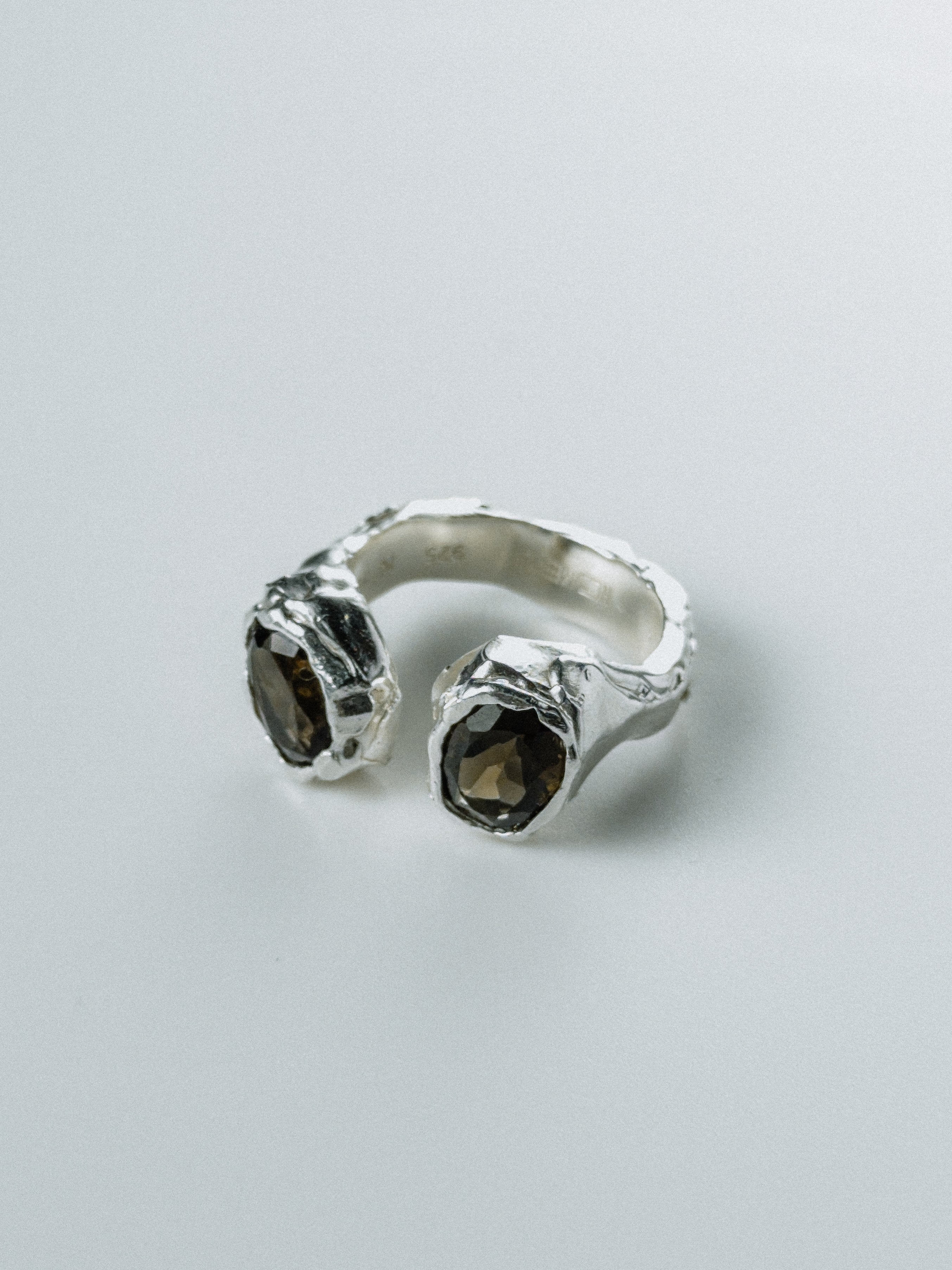 Silver Smoky Quartz N°169 🅂