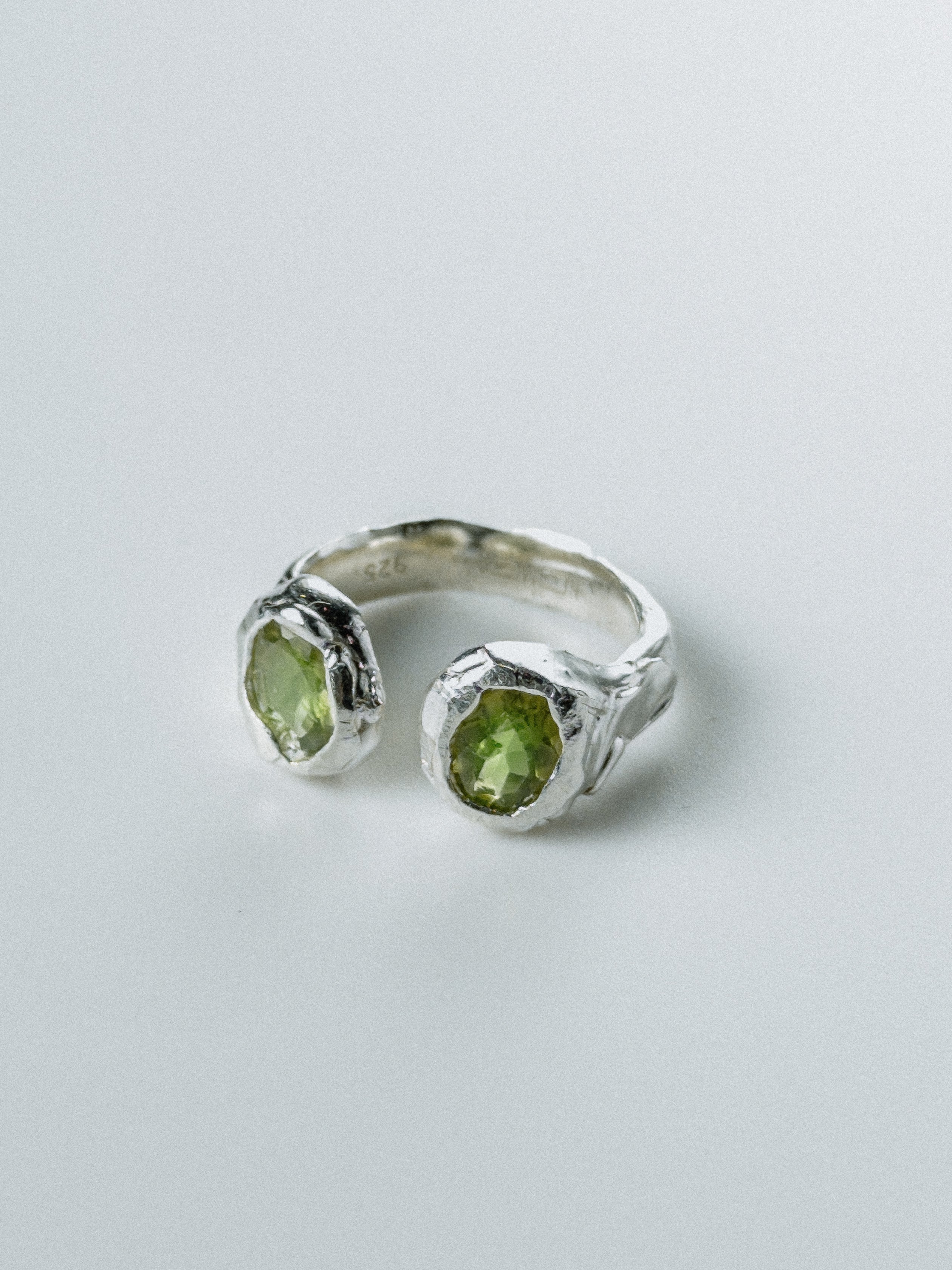 Silver Peridot N°181 🅂