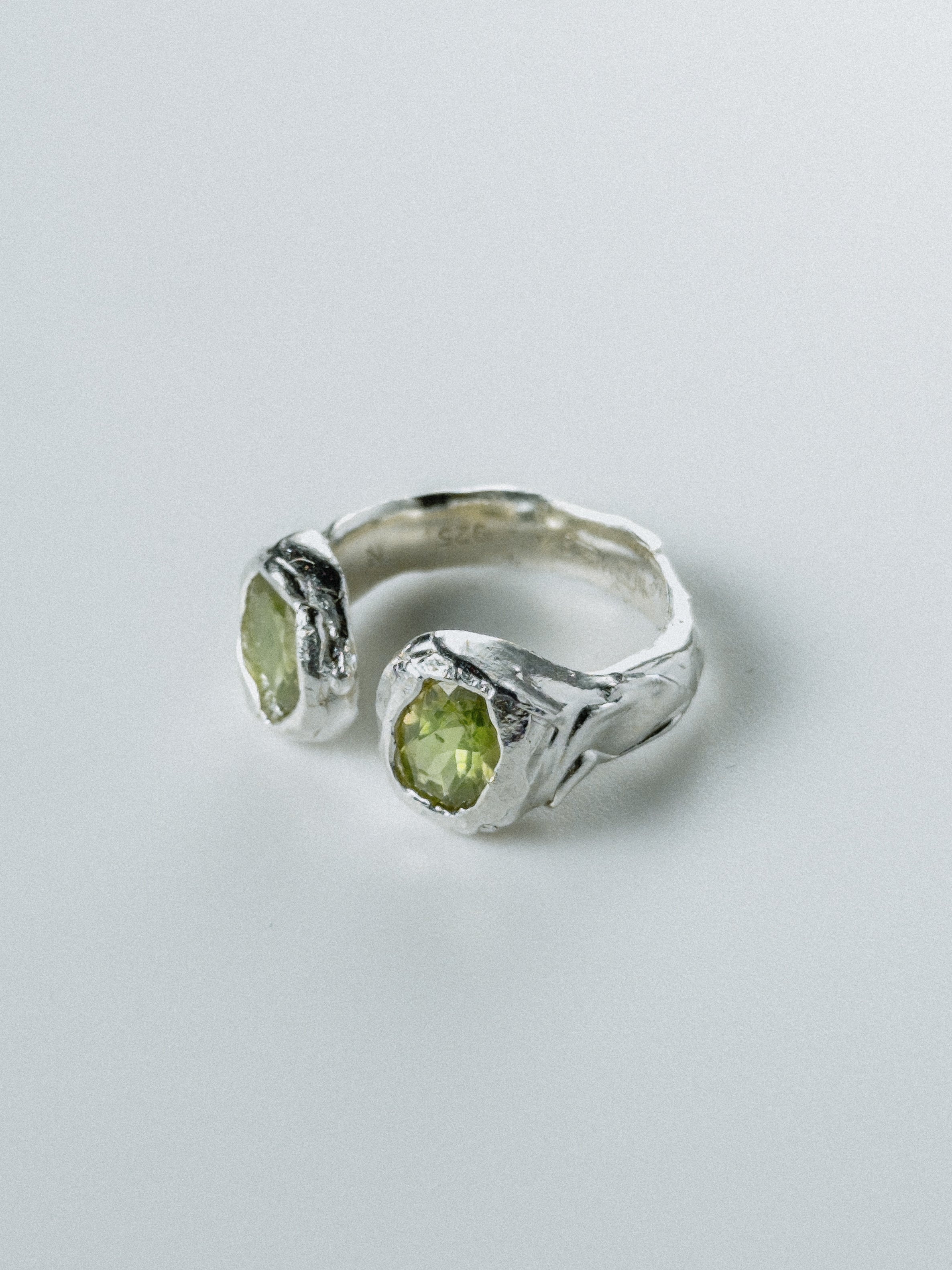 Silver Peridot N°181 🅂