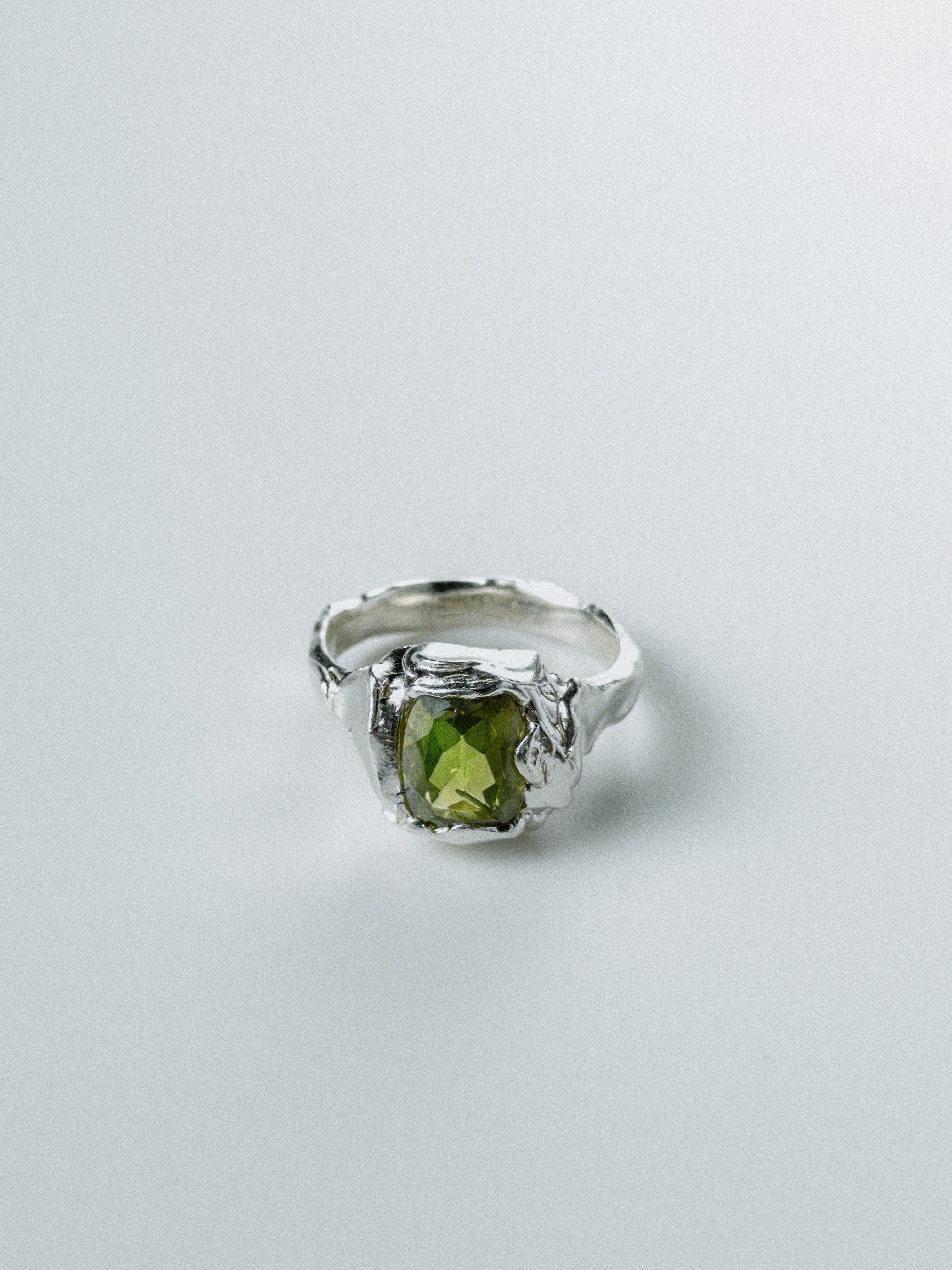 Silver Peridot N°117 🅂