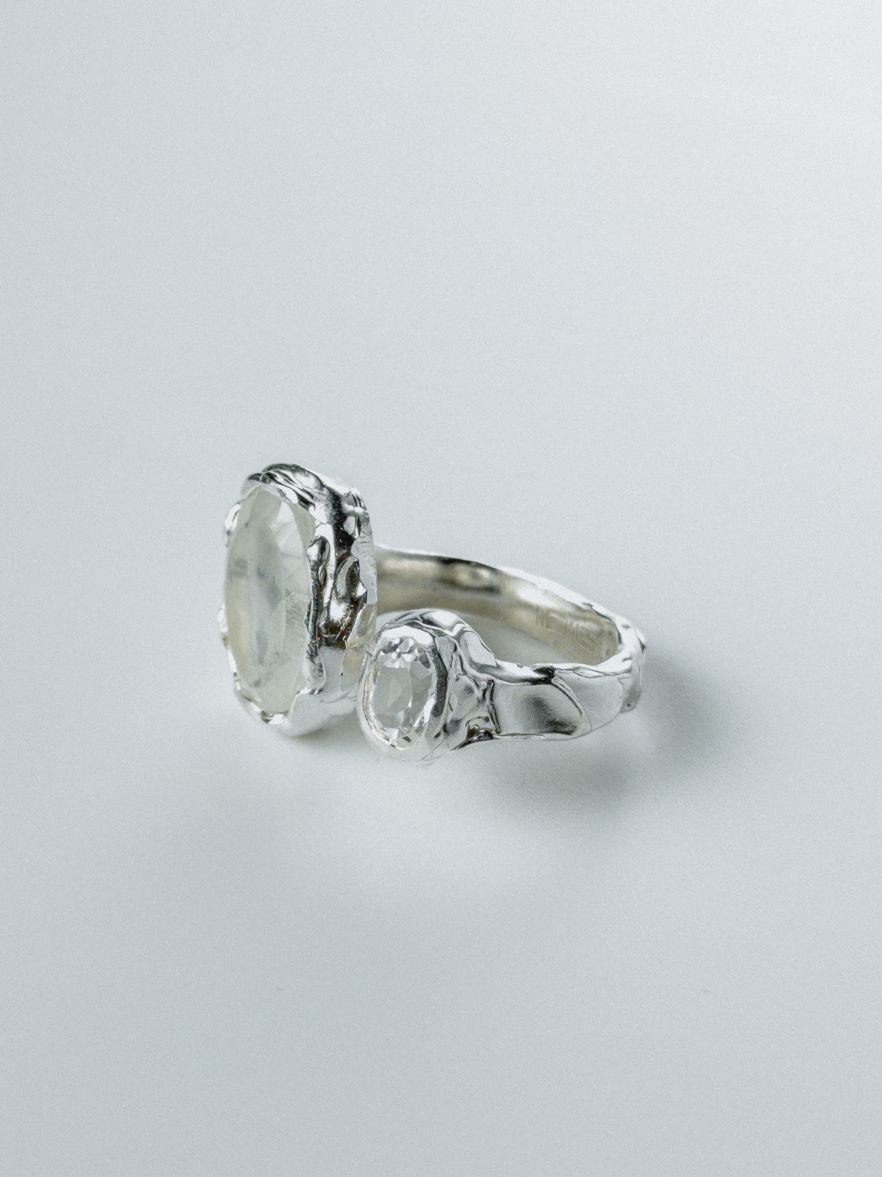 Silver Prehnite N°115 🄼