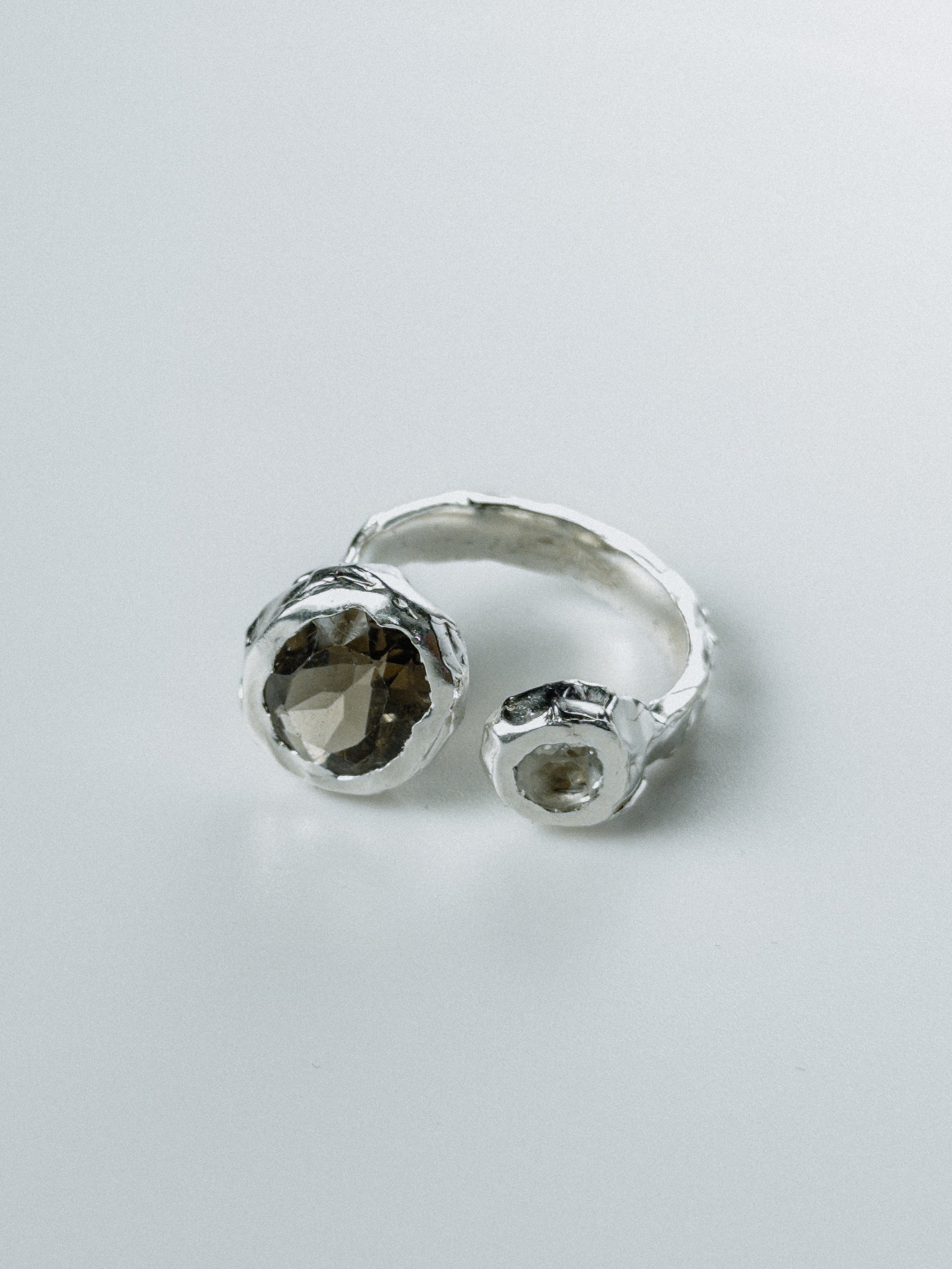 Silver Smoky Quartz N°89 🅂