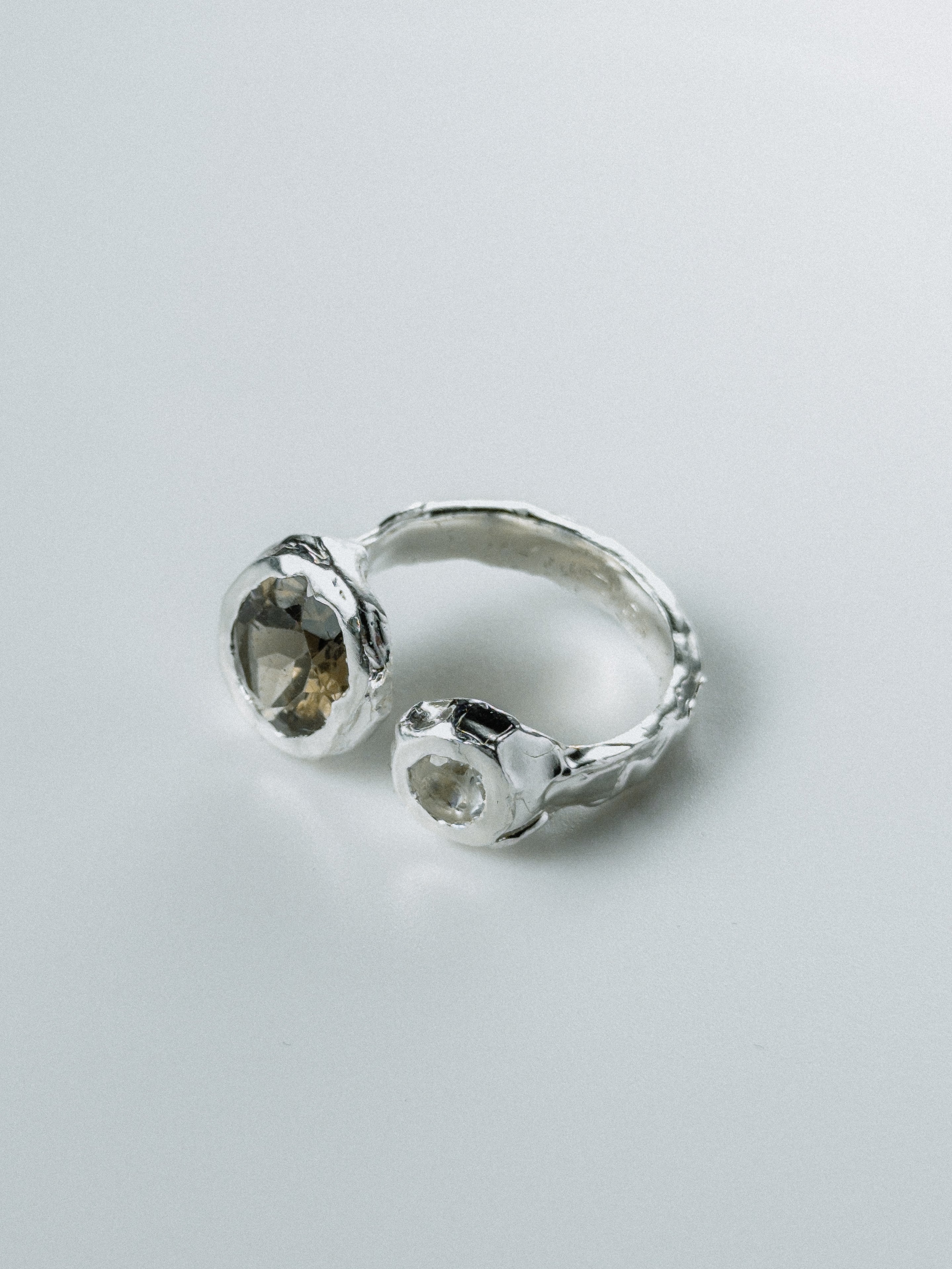 Silver Smoky Quartz N°89 🅂