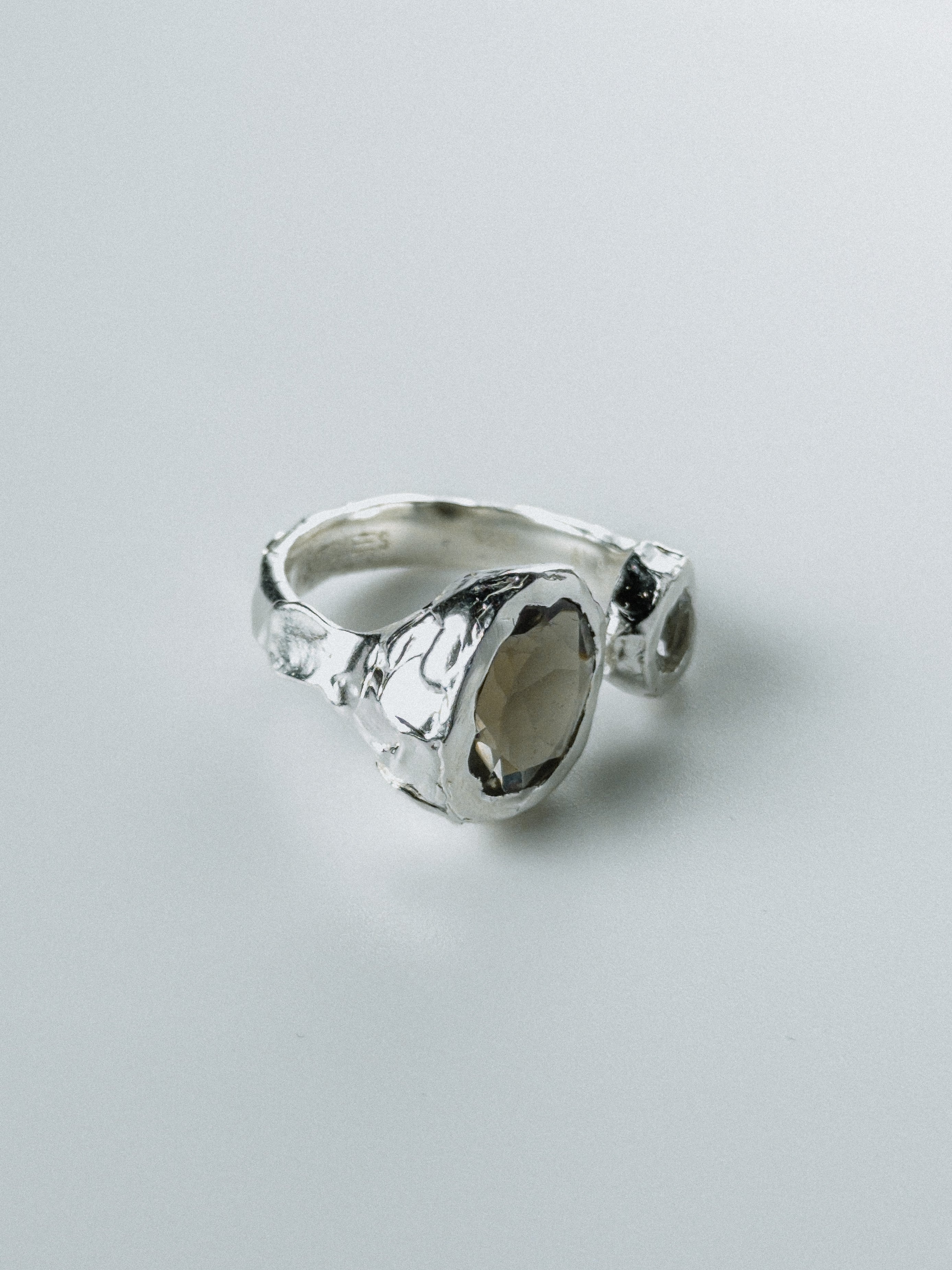 Silver Smoky Quartz N°89 🅂