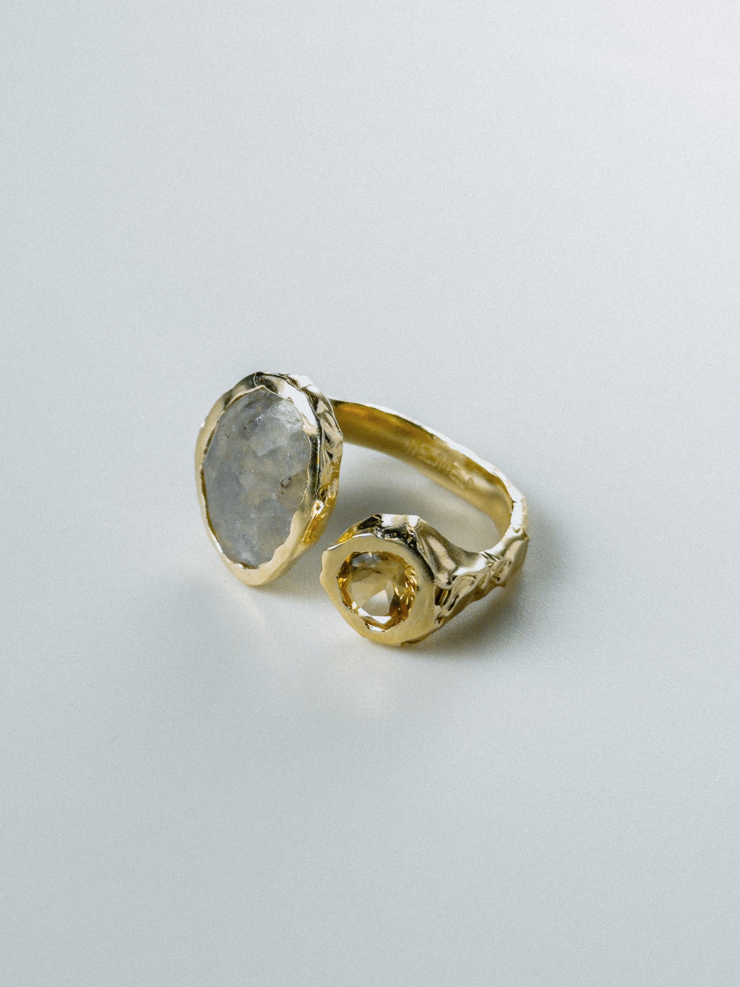 Gold Amethyst N°101 🄼