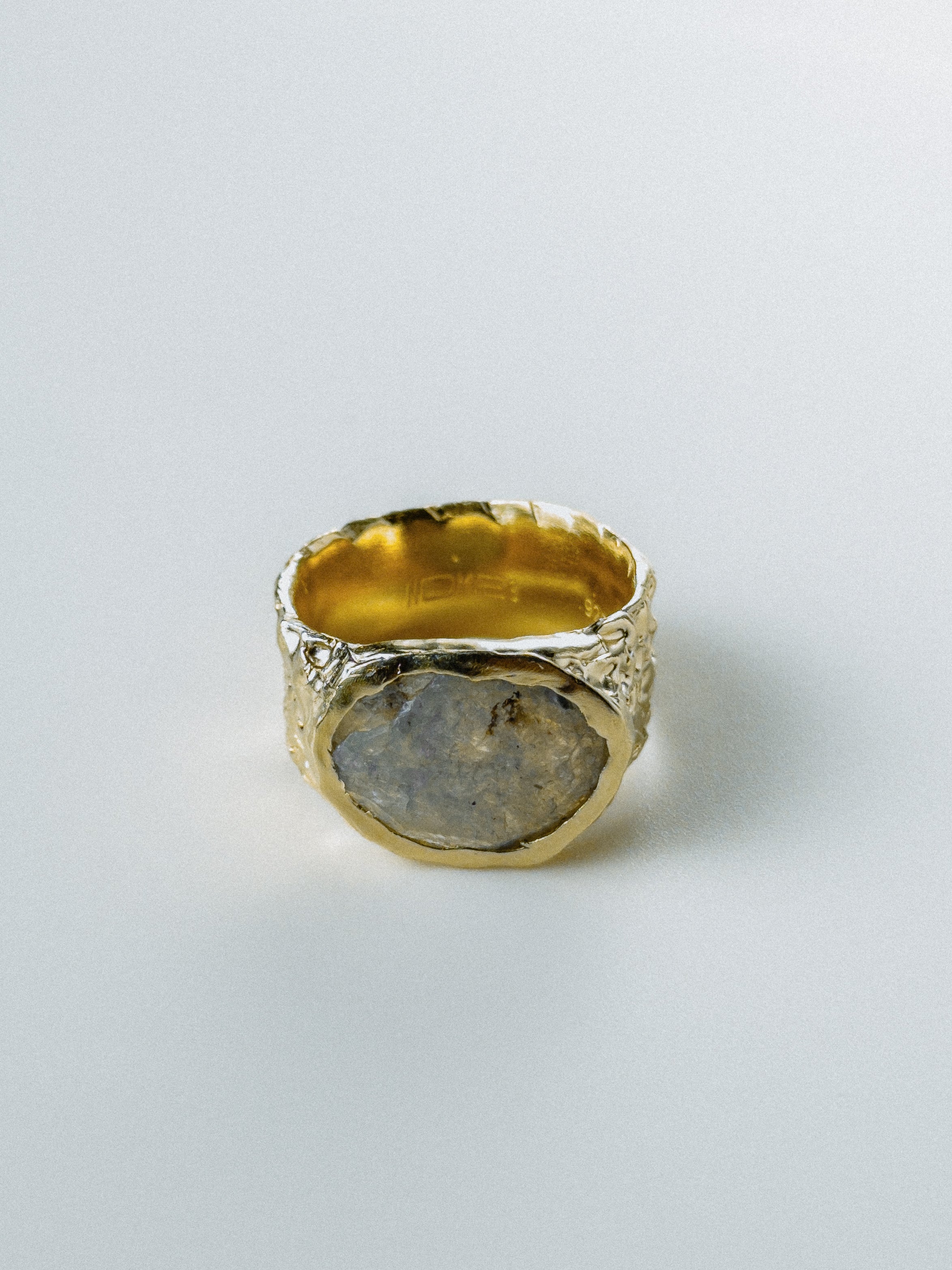 Gold Amethyst N°131 🄼