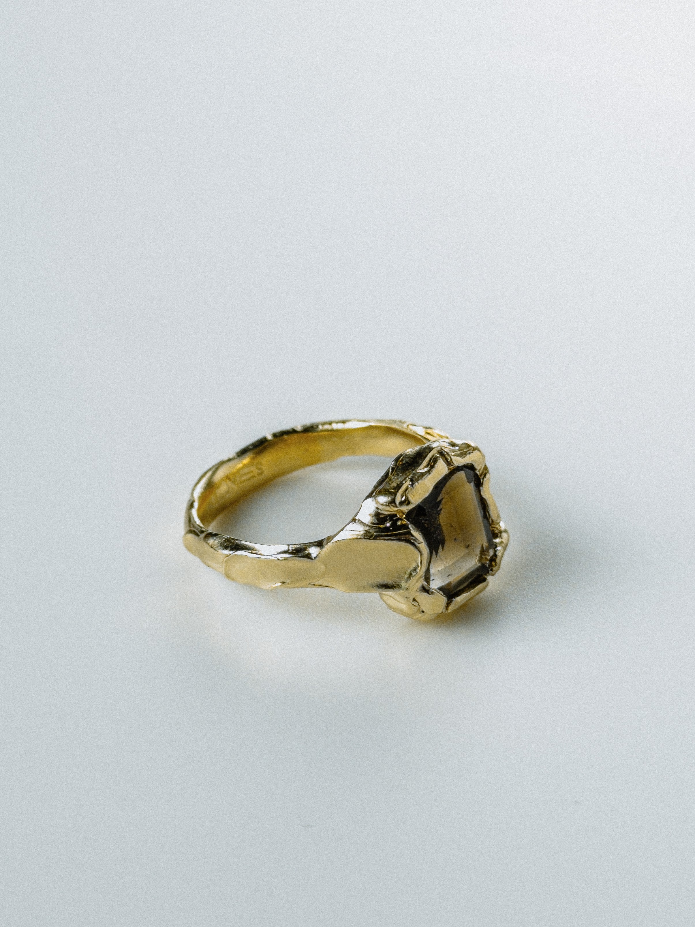 Gold Smoky Quartz N°134 🅂