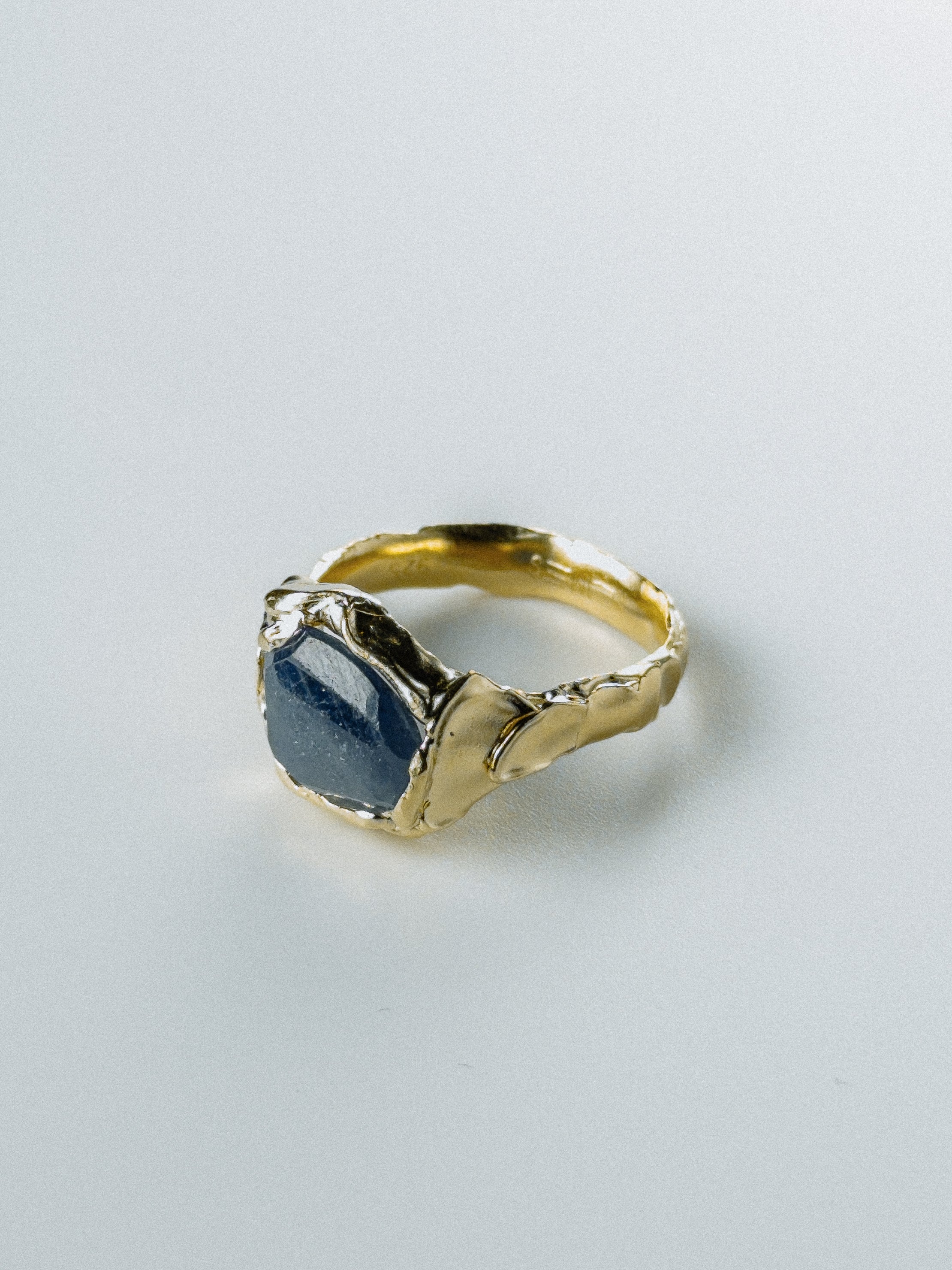 Gold Blue Sapphire N°116 🅂