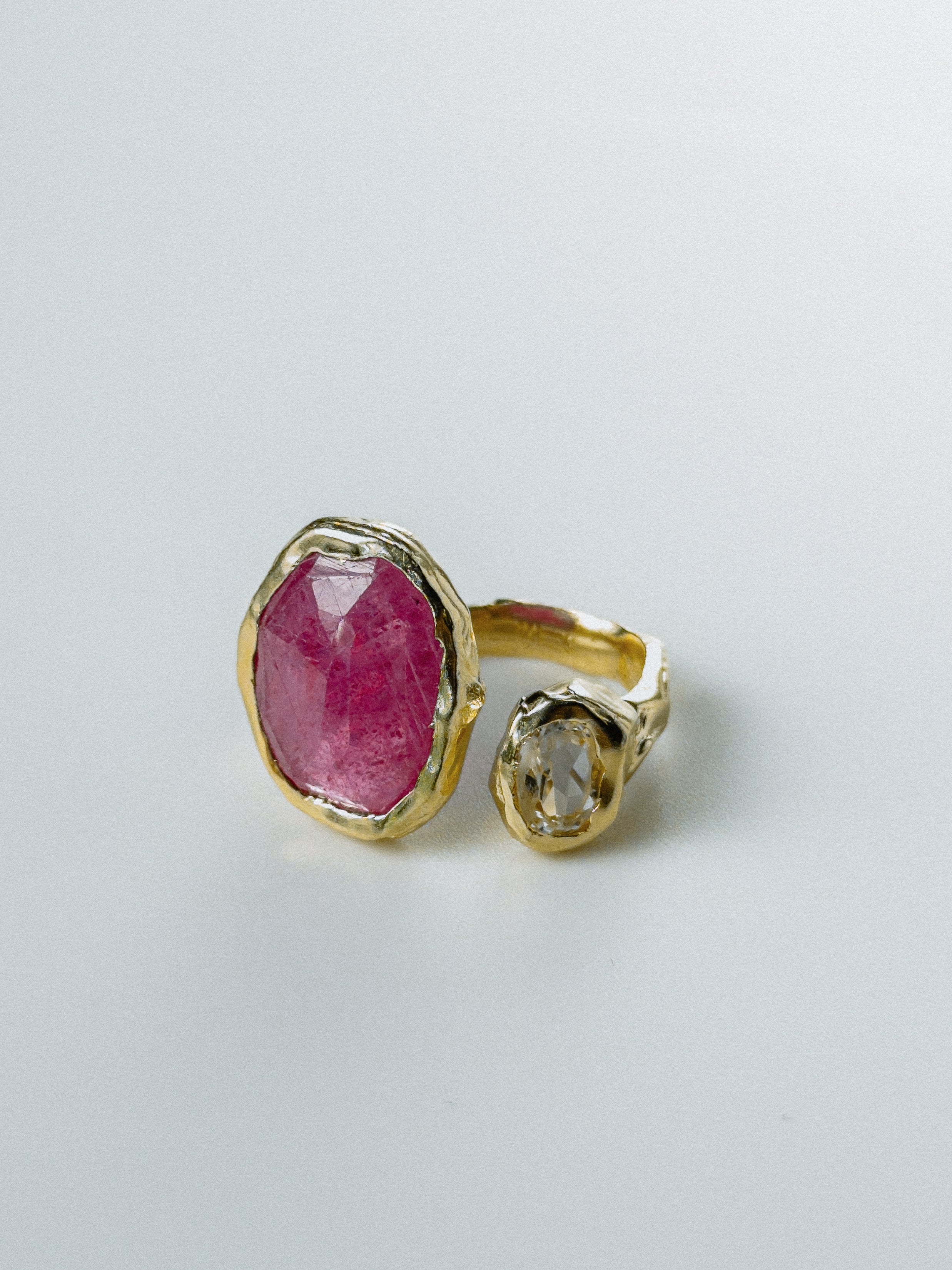 Gold Pink Sapphire N°90 🄼