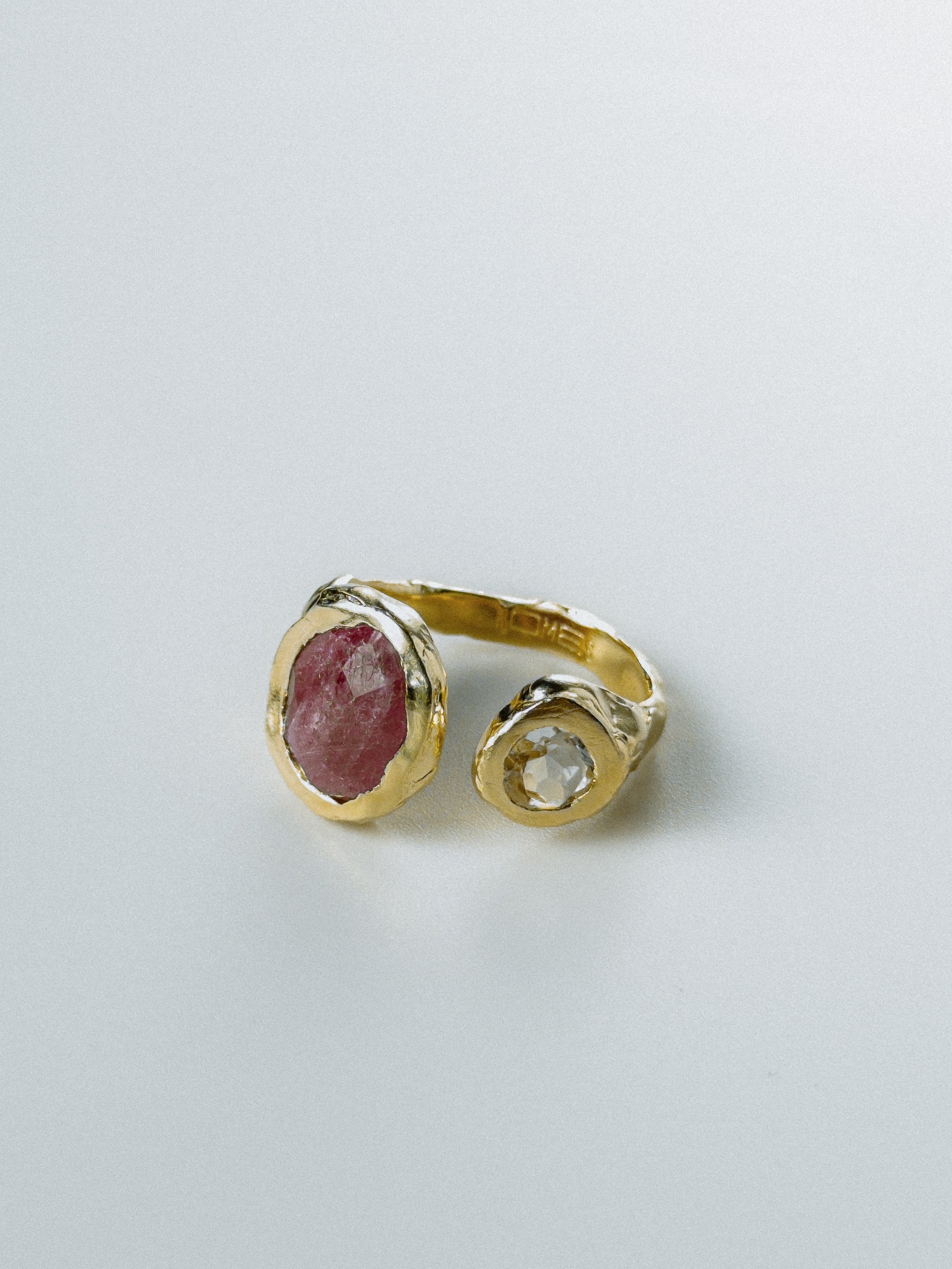 Gold Pink Sapphire N°122 🅂