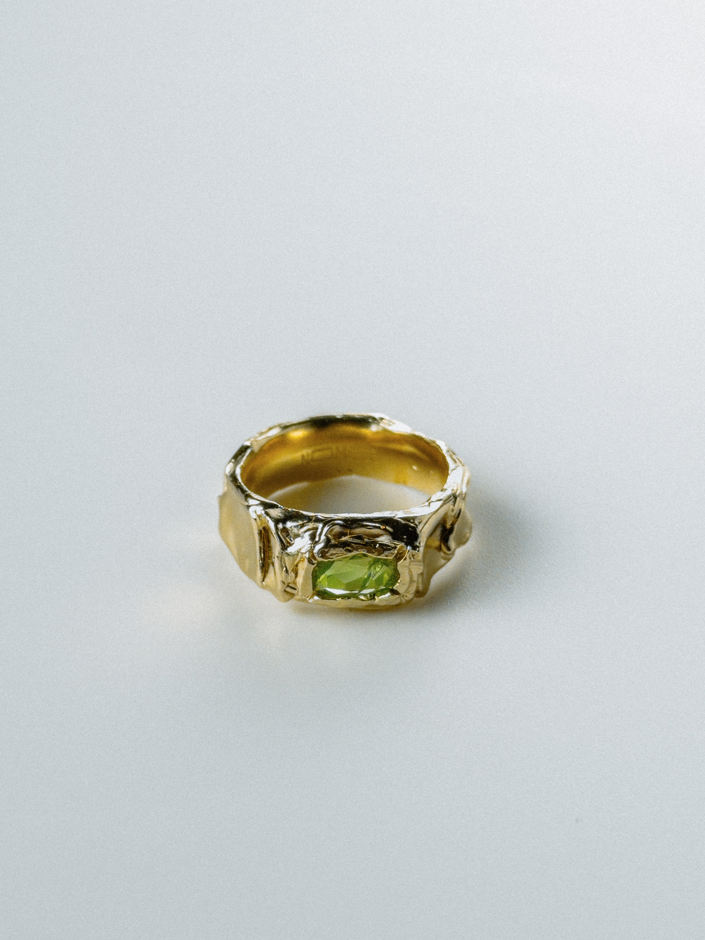 Gold Peridot N°93 🅂