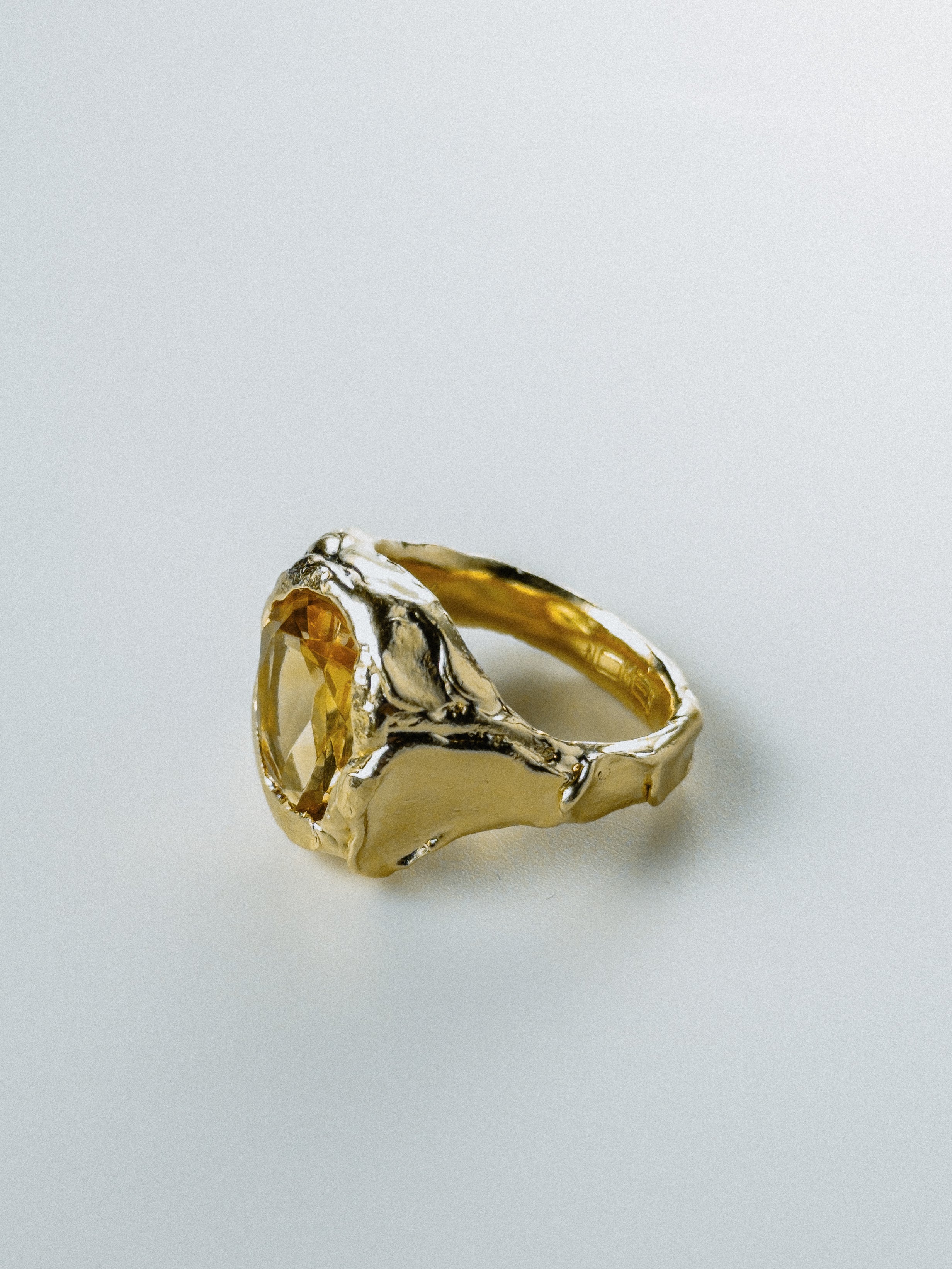 Gold Citrine N°135 🄻