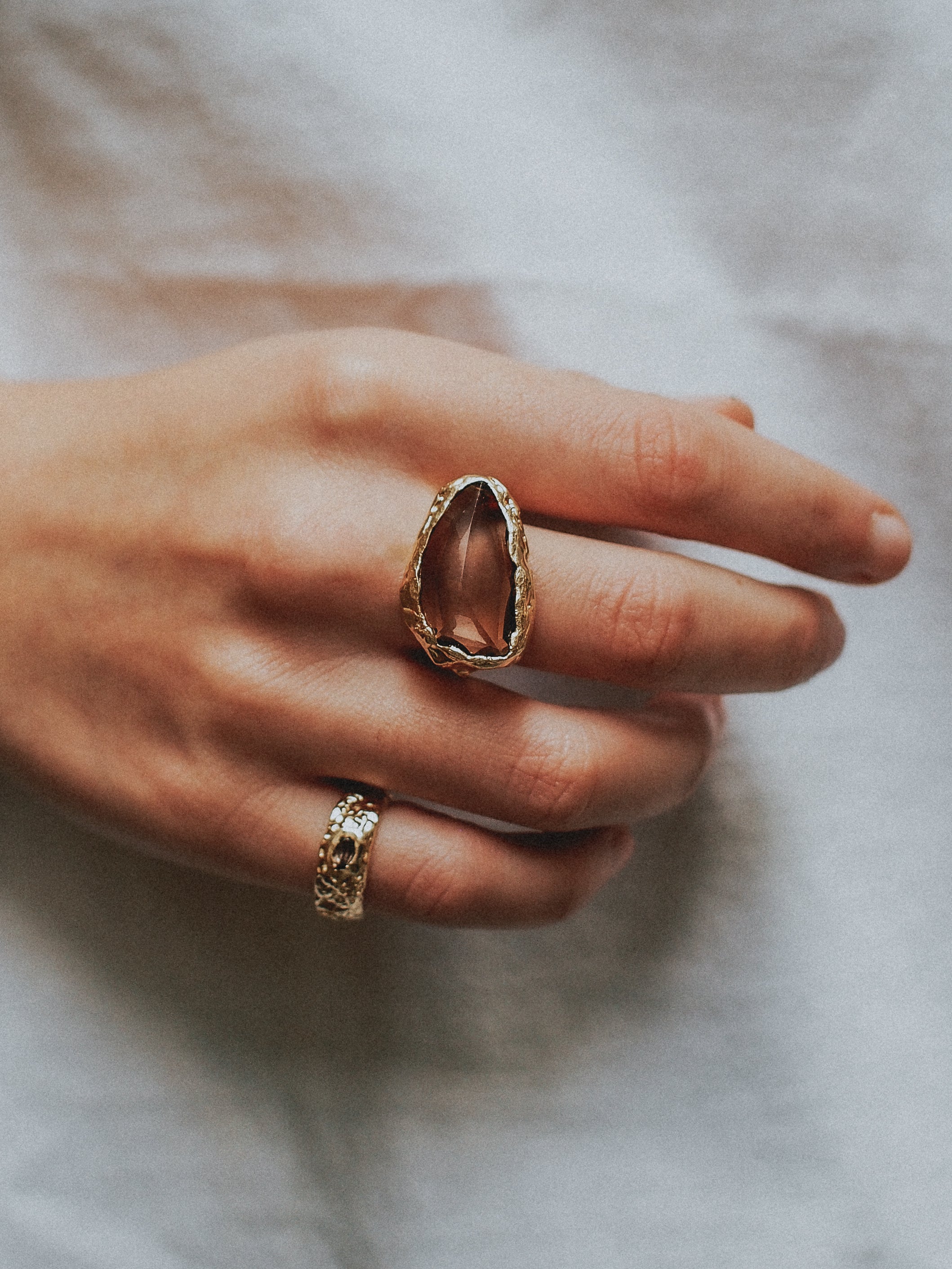 Gold Smoky Quartz N°149 🄻