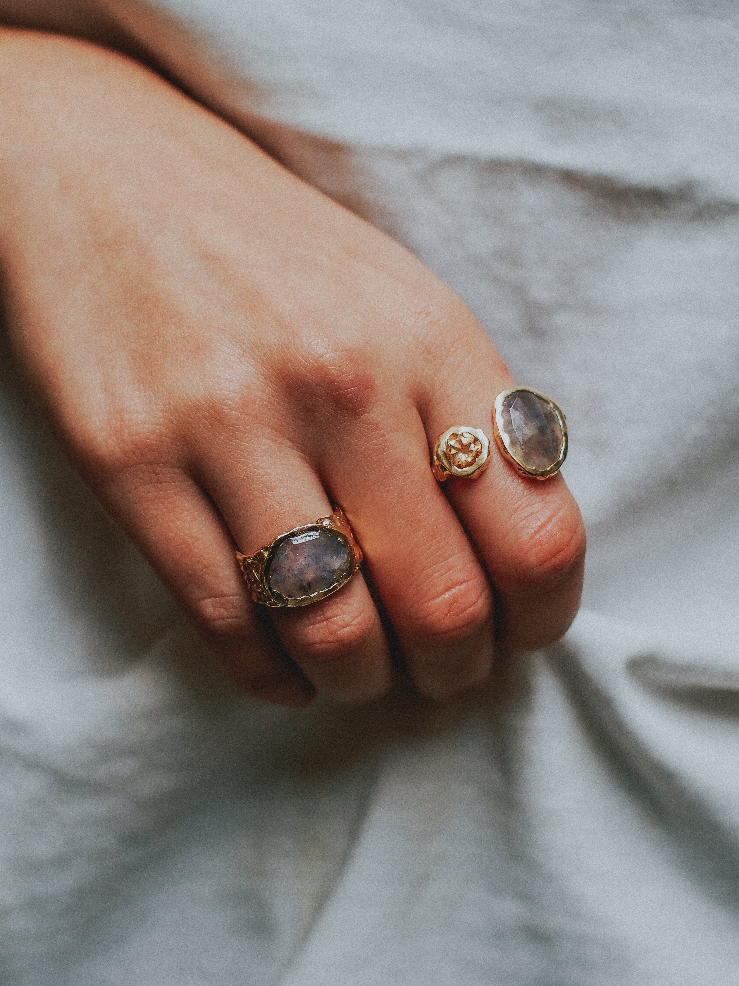 Gold Amethyst N°101 🄼