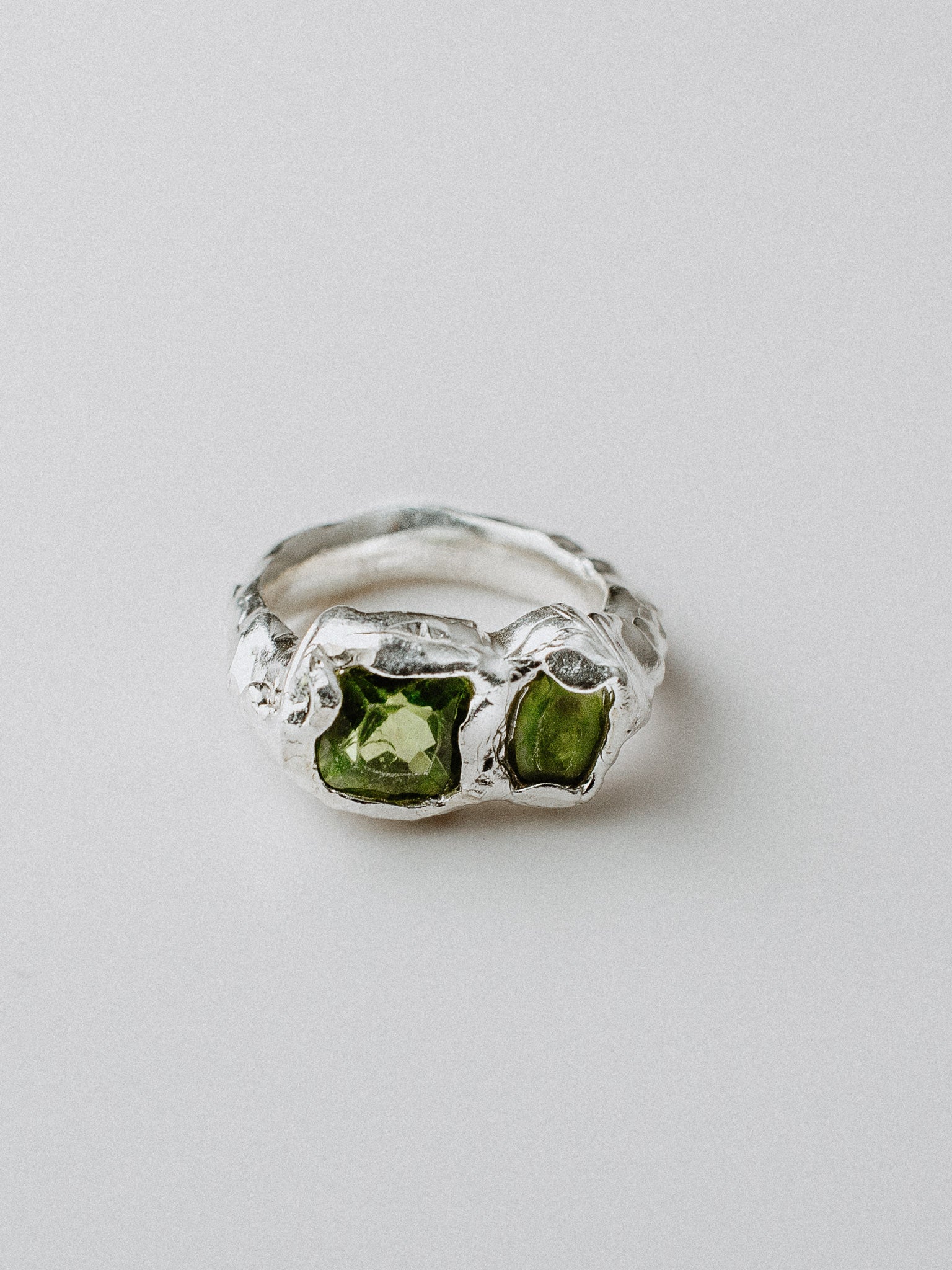 RING N°256 (pinky ring)