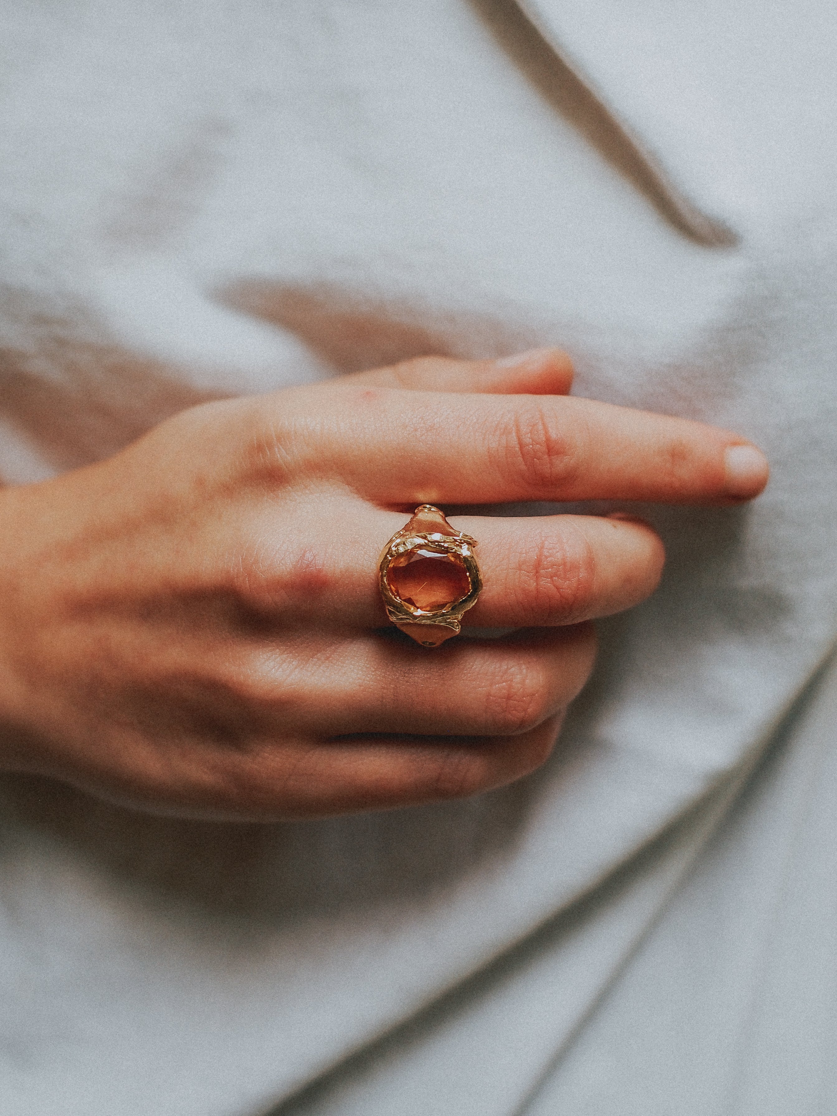 Gold Citrine N°135 🄻