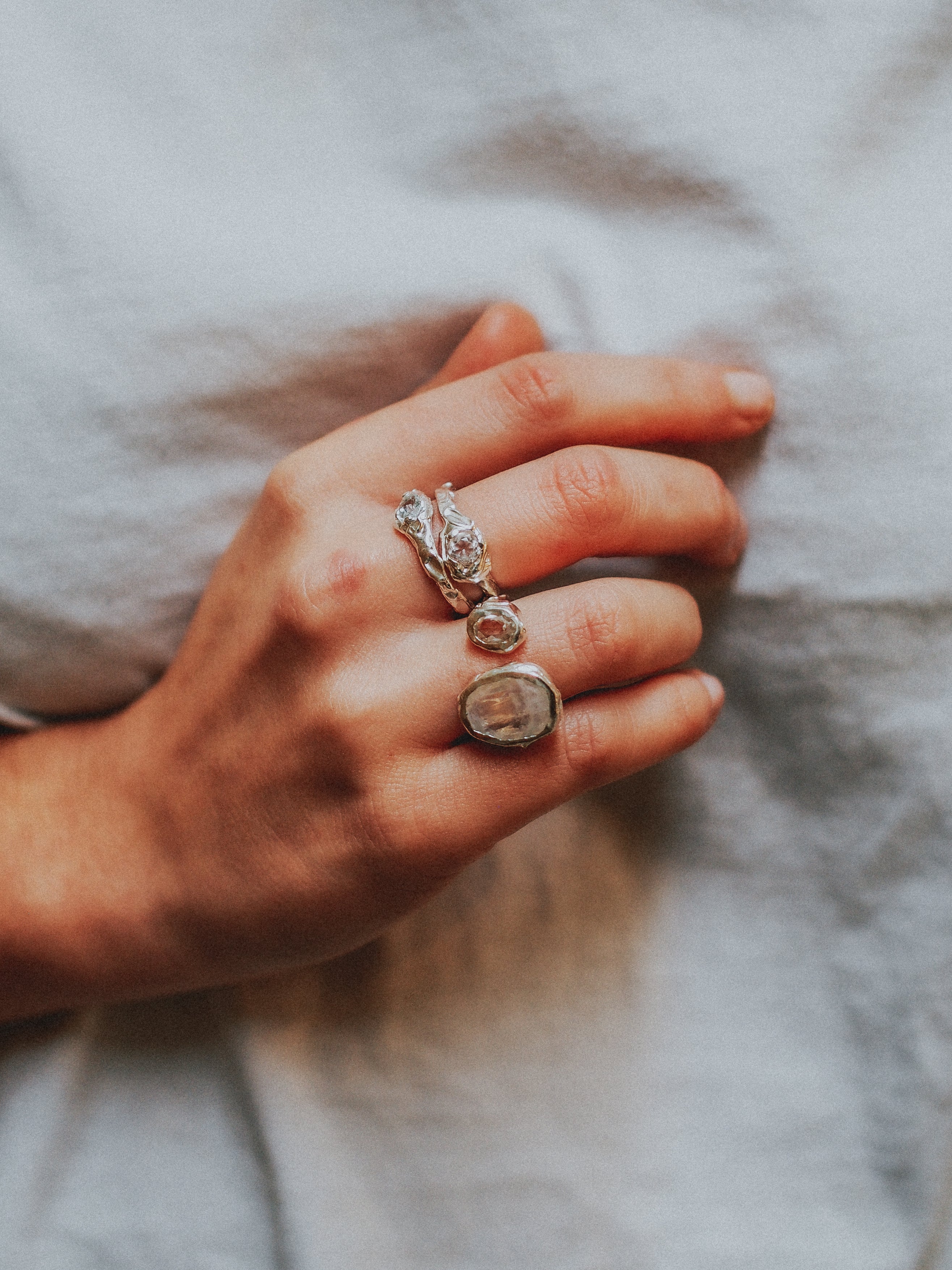 Silver Moonstone N°98 🄼