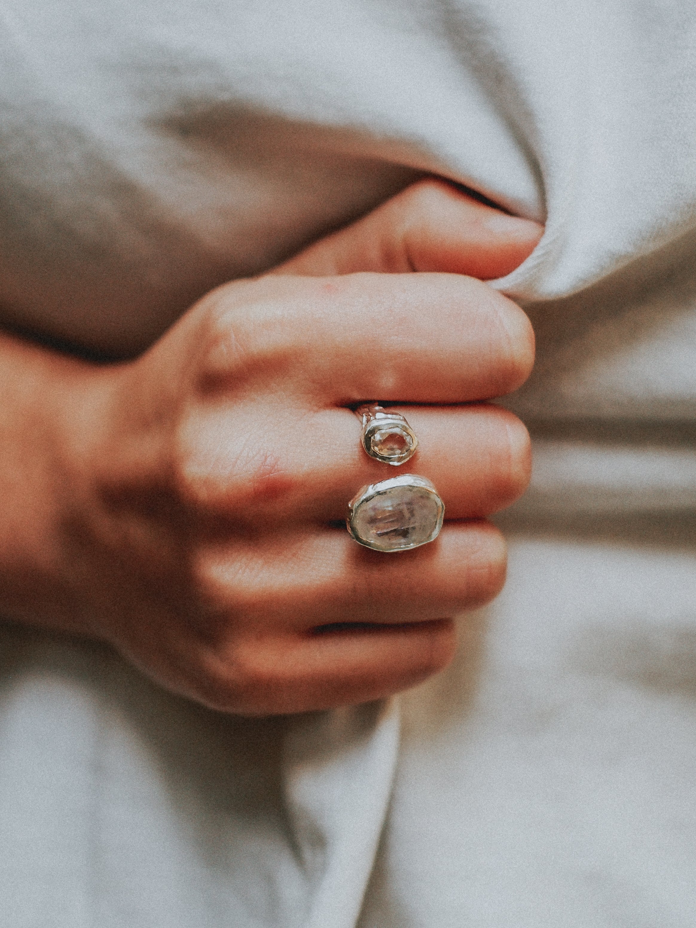 Silver Moonstone N°98 🄼