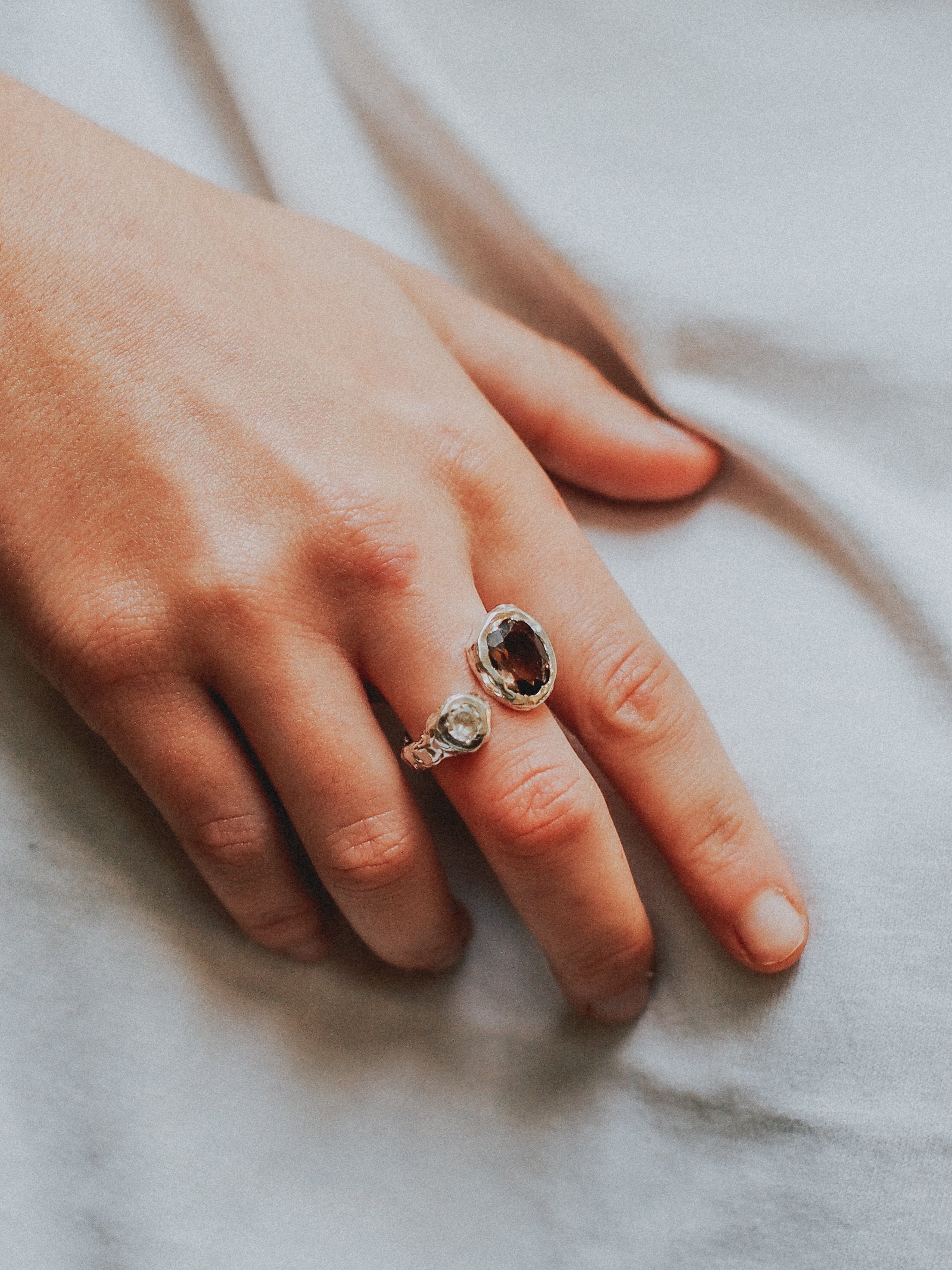 Silver Smoky Quartz N°89 🅂